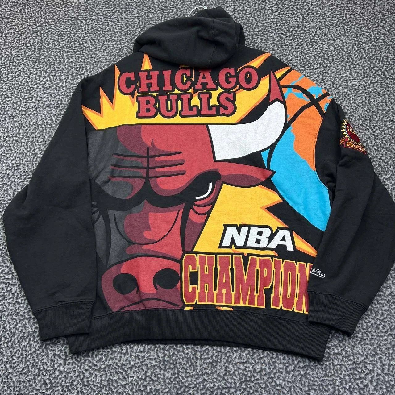 Mitchell & Ness Chicago Bulls Hoodie Men Black NBA Pullover New M Size US M / EU 48-50 / 2 - 1 Thumbnail