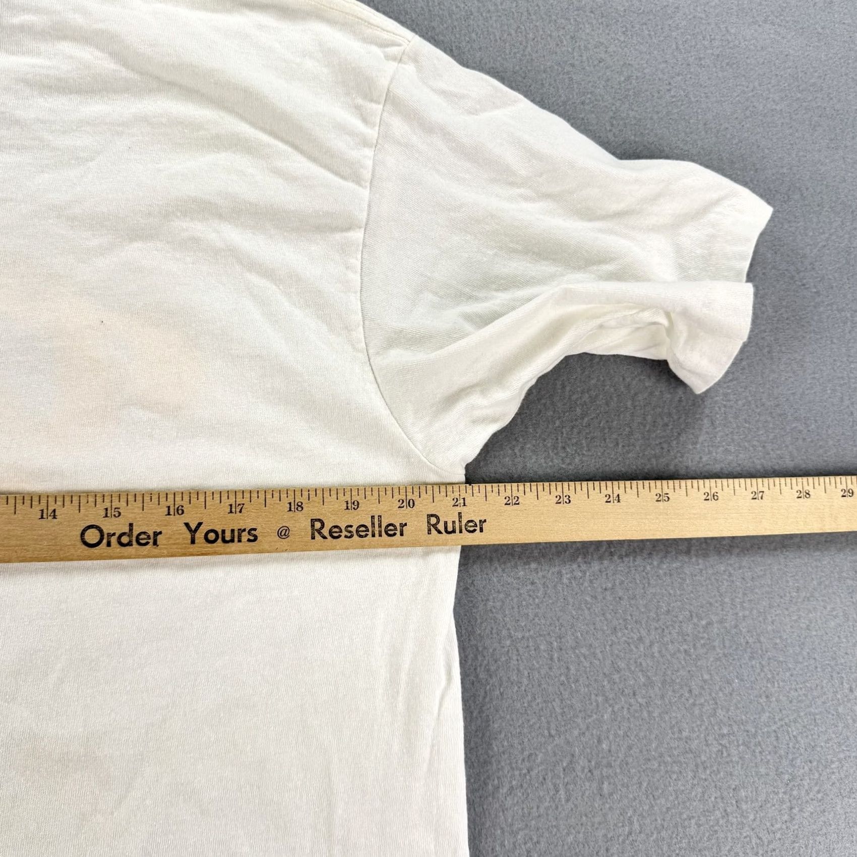 Vintage VINTAGE Cheers Shirt Mens Large White Graphic 90s TV Show Tennessee River Bar Boston Mens Size US L / EU 52-54 / 3 - 7 Thumbnail