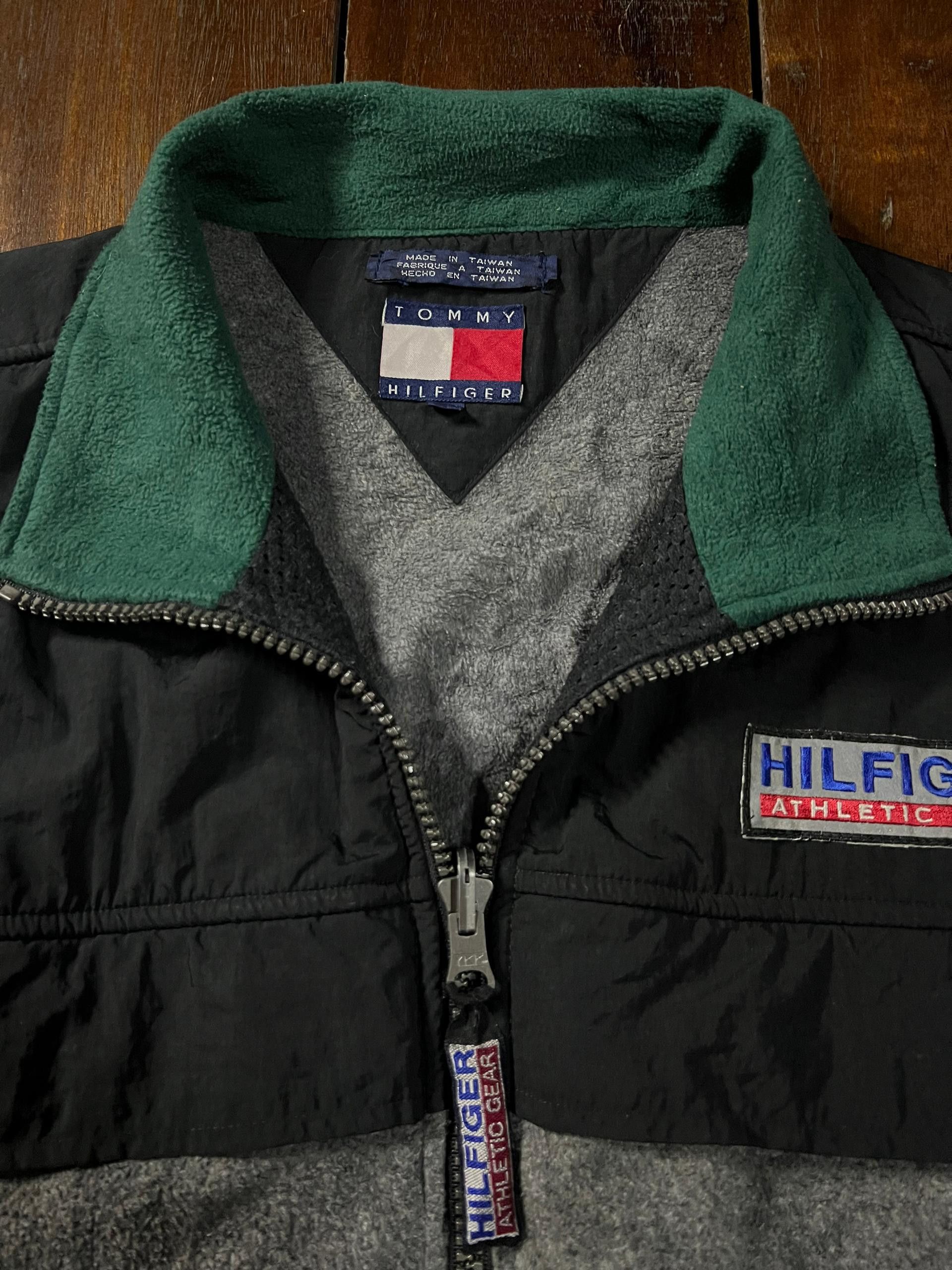 Tommy Hilfiger Vintage 90s Tommy Hilfiger Athelic Gear Series 2 Size US L / EU 52-54 / 3 - 4 Thumbnail