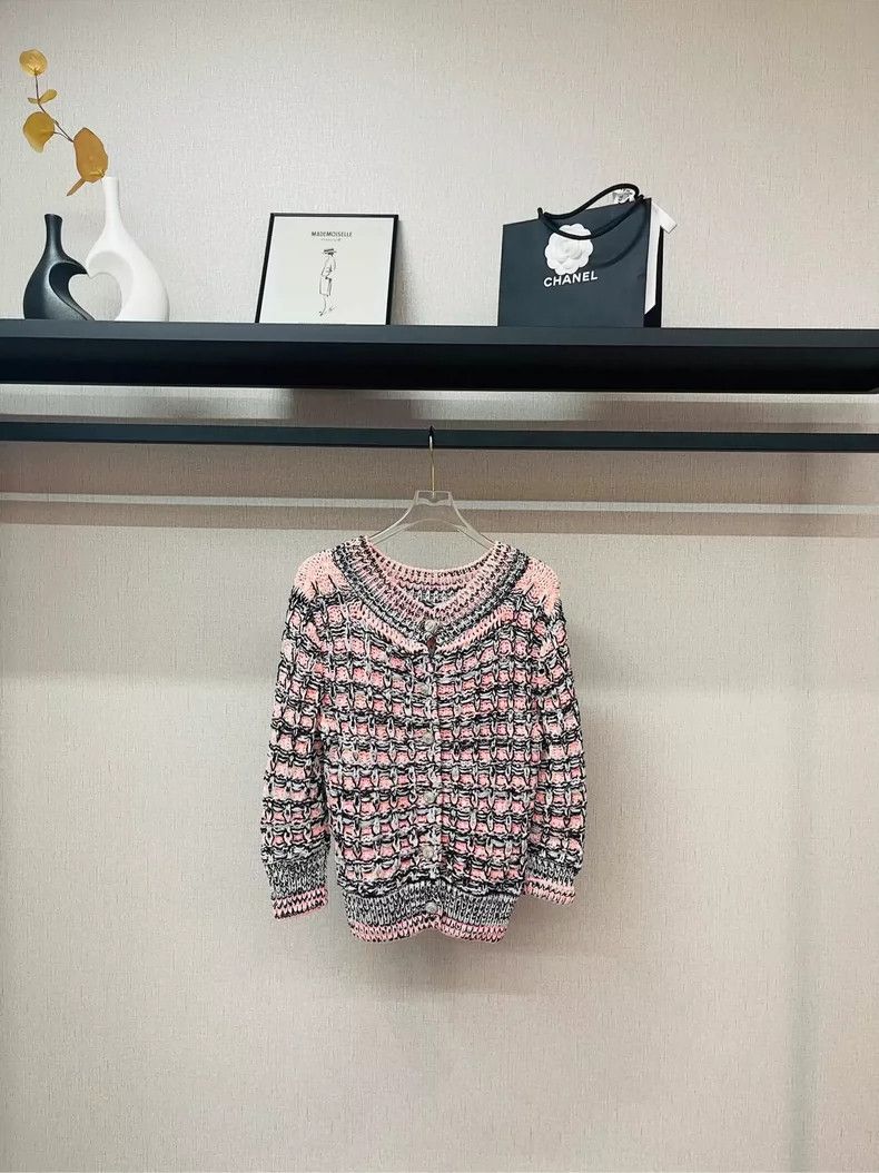 Chanel Chanel Pink mixed color tweed diamond buckle knitting 2504- Size XS / US 0-2 / IT 36-38 - 2 Thumbnail