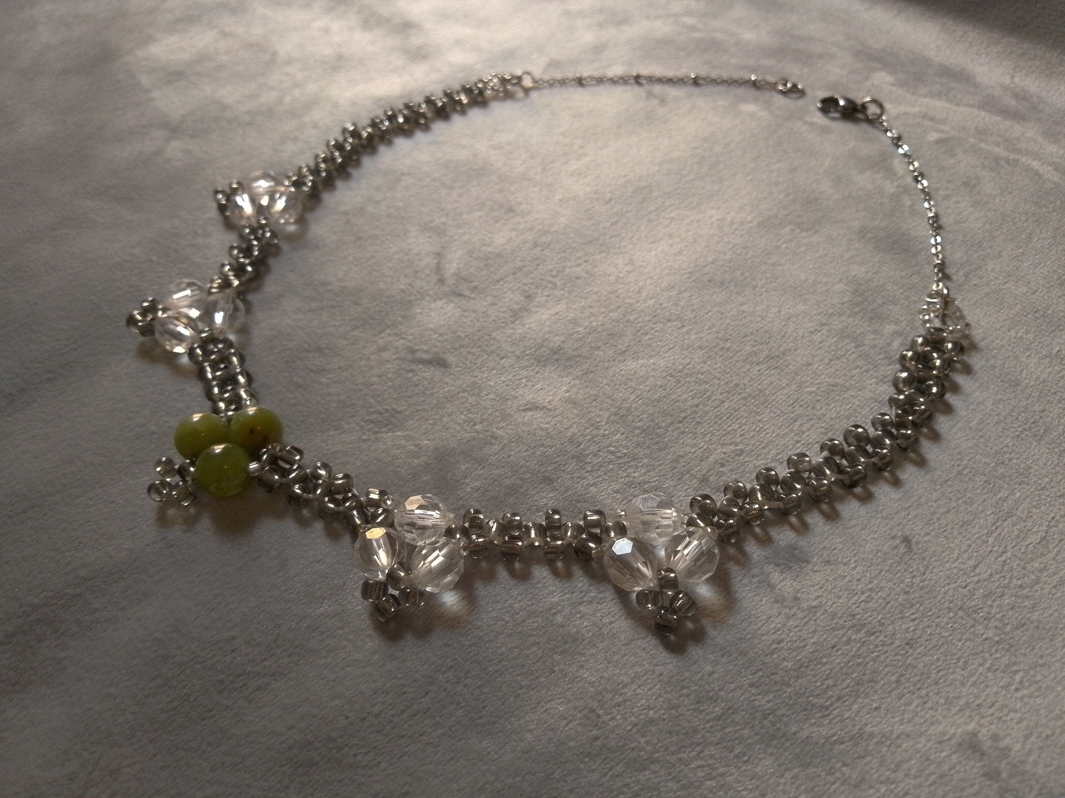 Handmade Elegant Necklace Green with natural jade gemstones Size ONE SIZE - 5 Thumbnail