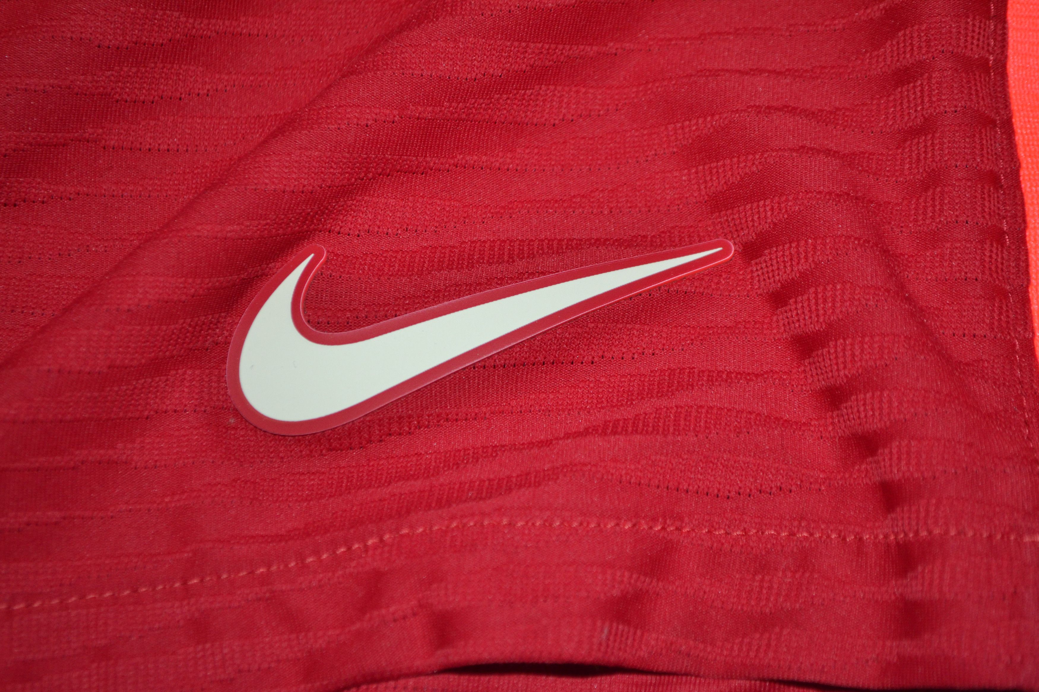 Nike AUTHENTIC Liverpool Match Home Dri-FIT ADV Football Shorts Size US 32 / EU 48 - 7 Thumbnail