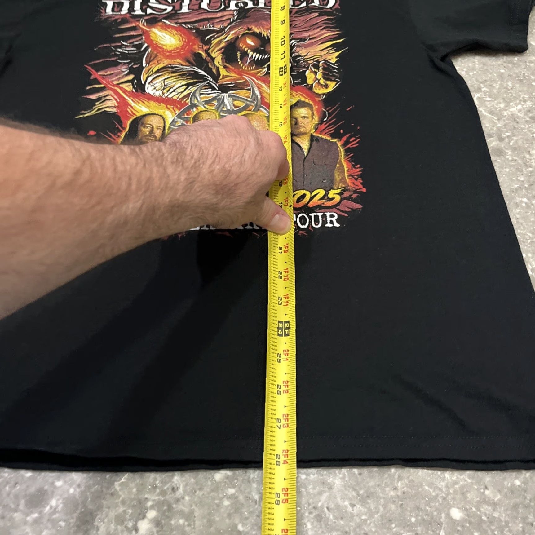 Vintage Disturbed The Sickness 25th Anniversary Tour Graphic Band T Shirt L Black Cotton Men Crew Neck Short Sleeve Heavyweight Tagless Regular Size US L / EU 52-54 / 3 - 5 Thumbnail