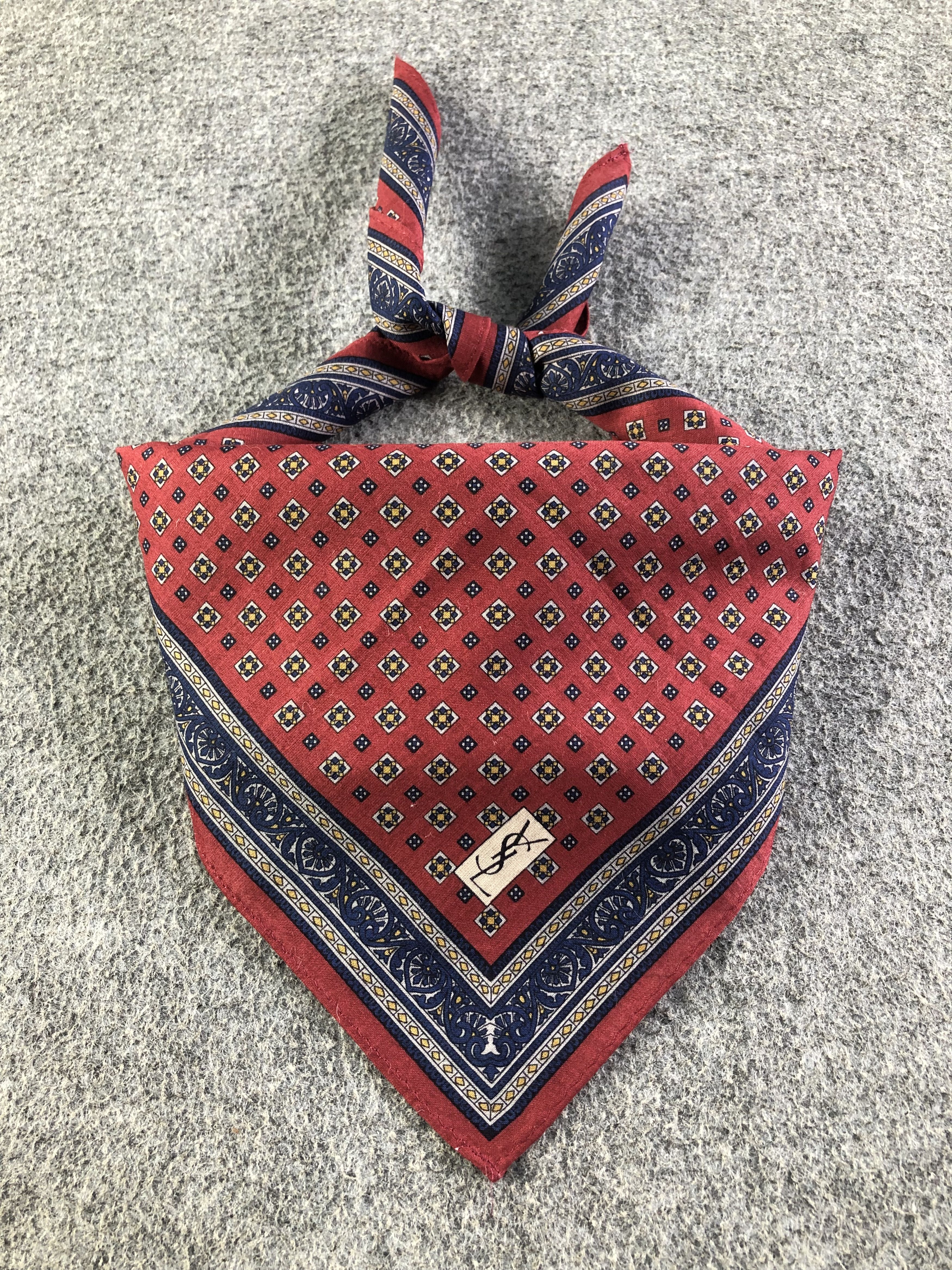 Yves Saint Laurent Yves Saint Laurent Handkerchief / Bandana / Neckerchief C404 Size ONE SIZE - 2 Thumbnail