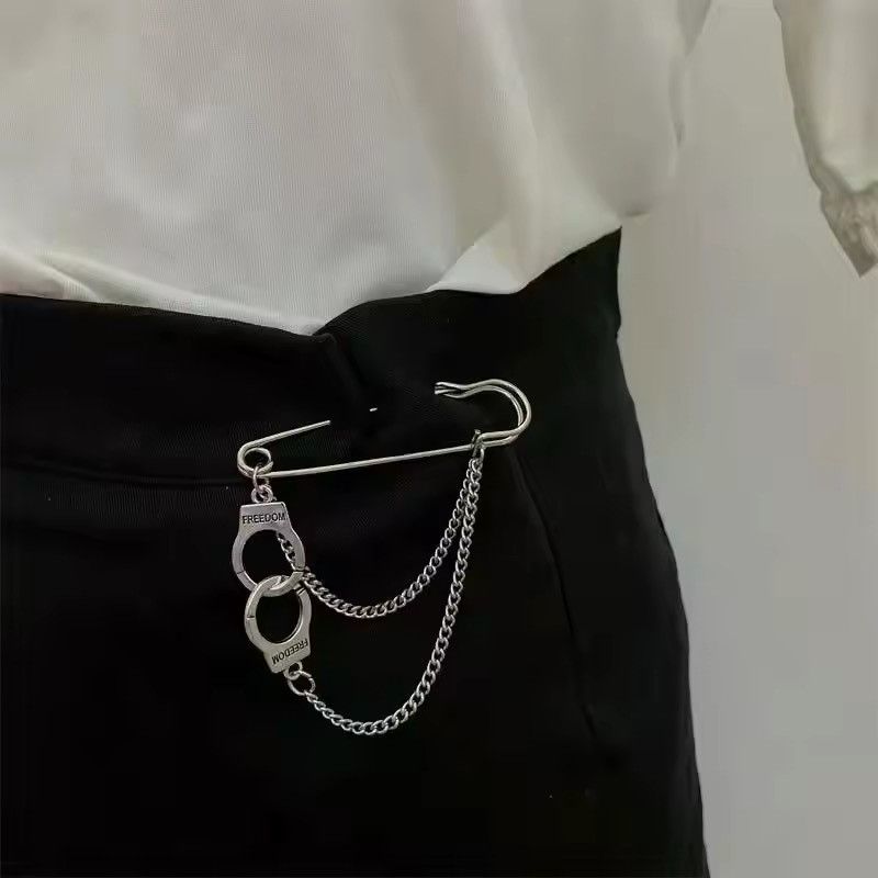 Jewelry Chain Brooch Suit Pants Decoration Size ONE SIZE - 1 Thumbnail