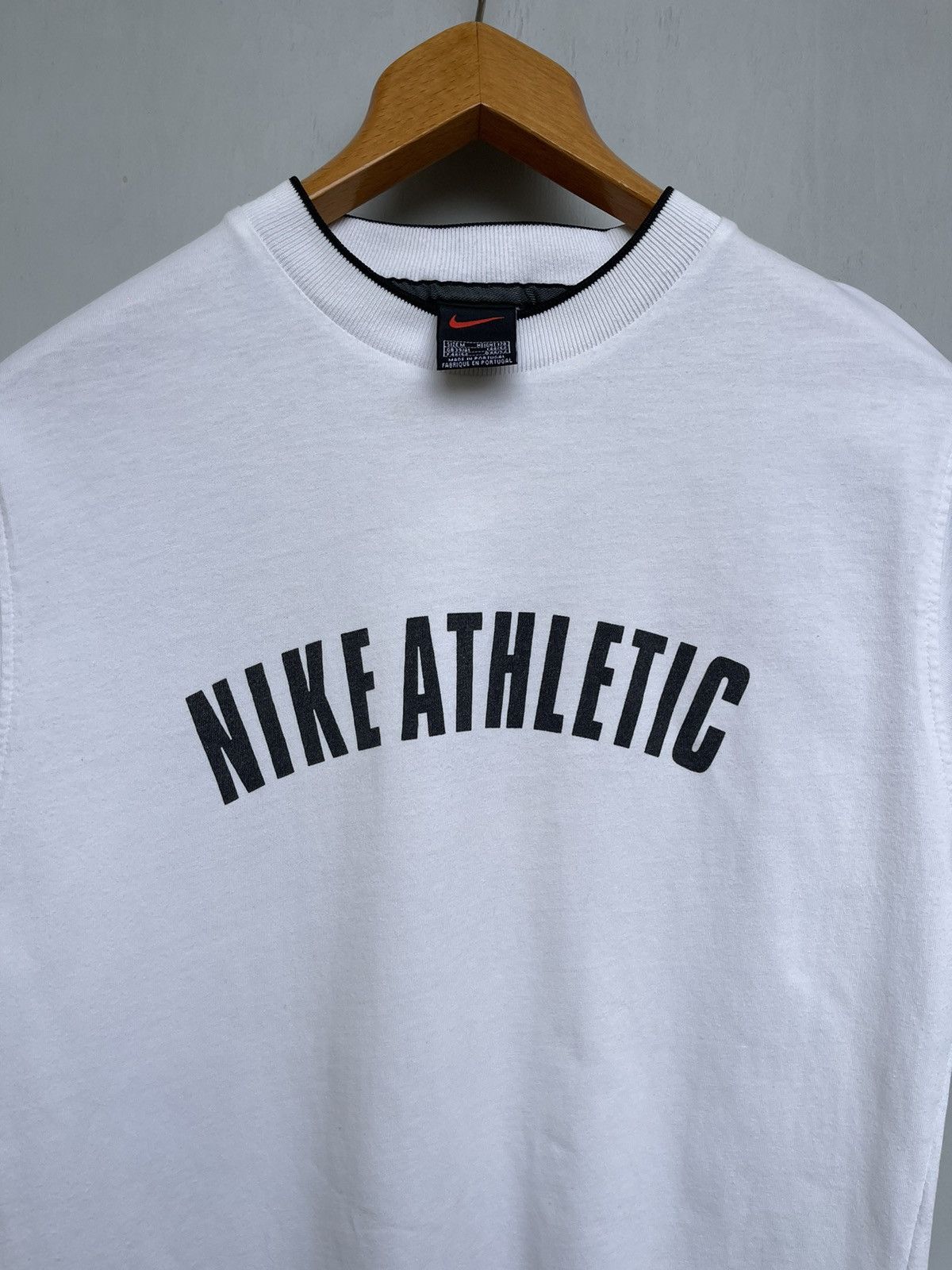 Nike 90's Vintage Nike Athletic Spell Out Logo Crewneck T-shirt Size US M / EU 48-50 / 2 - 2 Thumbnail