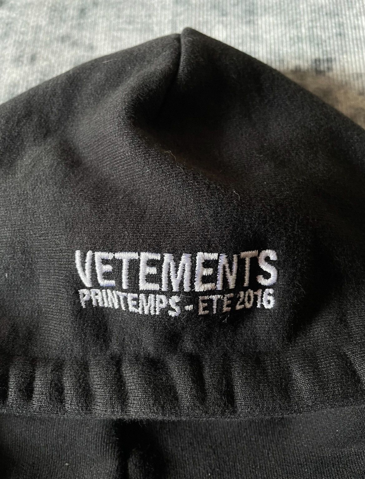 Vetements Vetements OG titanic hoodie Size US XS / EU 42 / 0 - 7 Thumbnail