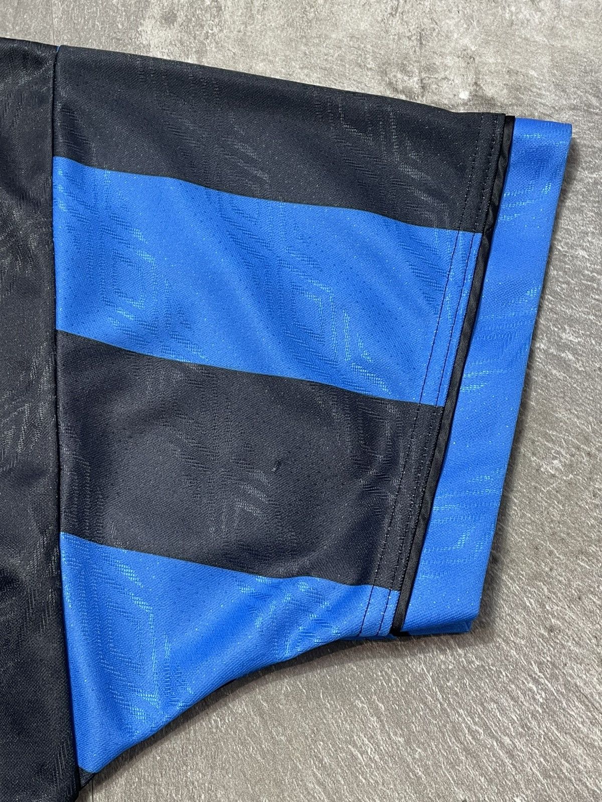 Umbro Umbro Inter Milan Italy 1993 1995 Home Football Shirt Jersey Size US XL / EU 56 / 4 - 4 Thumbnail