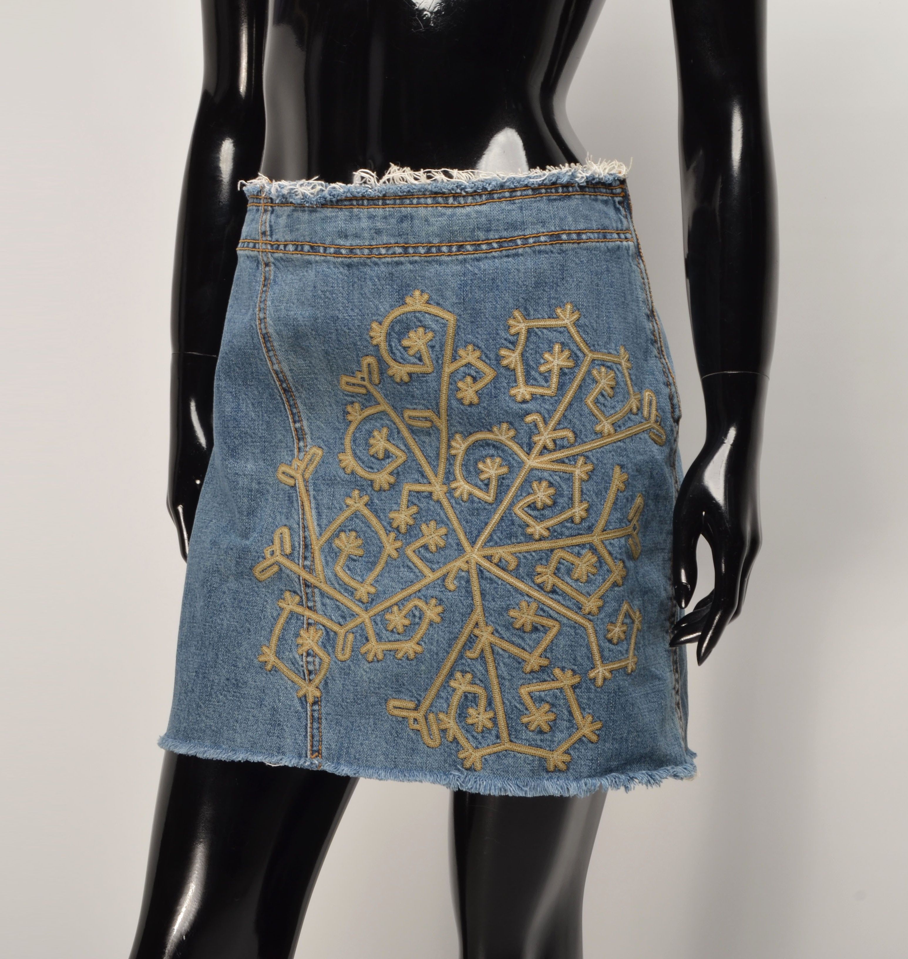 DKNY Vintage DKNY Jeans Y2K Embroidered Denim Cut Off Skirt Size 31" - 2 Thumbnail