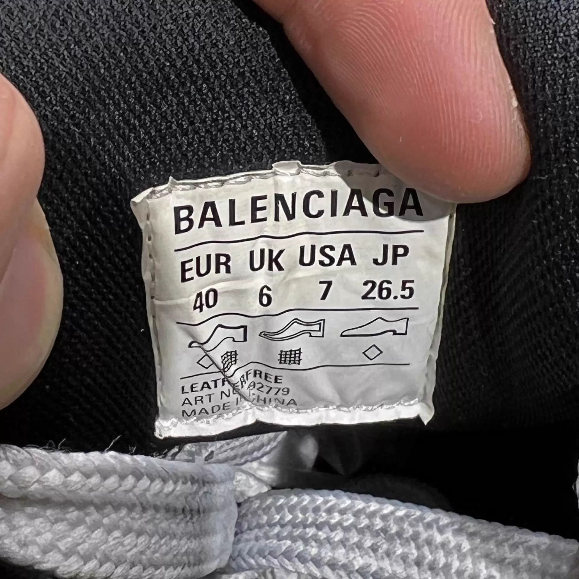 Balenciaga Balenciaga 10XL White Gray Distressed Dad Shoe 40 Size US 7 / EU 40 - 8 Thumbnail