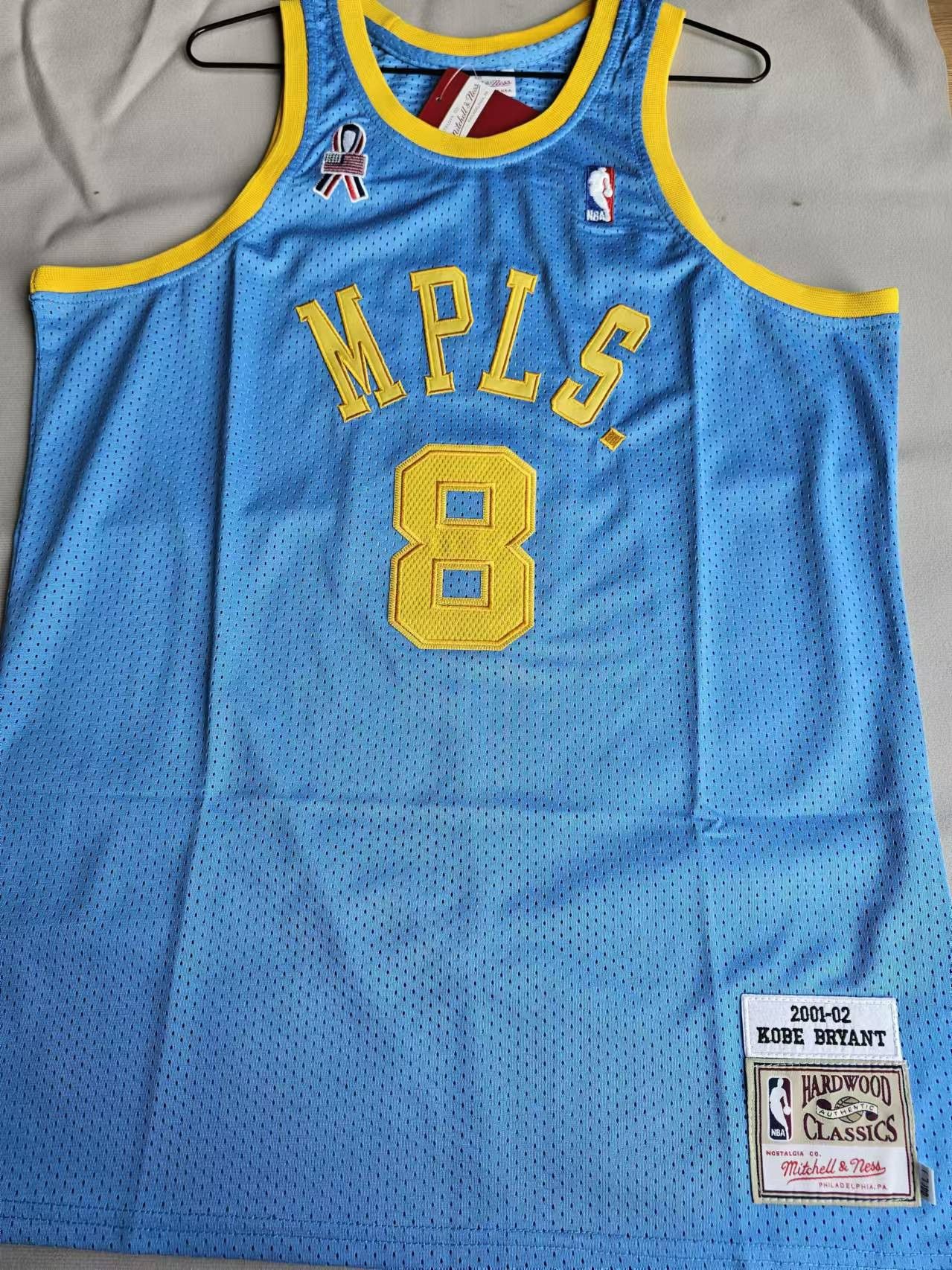 Mpls lakers shirt deals