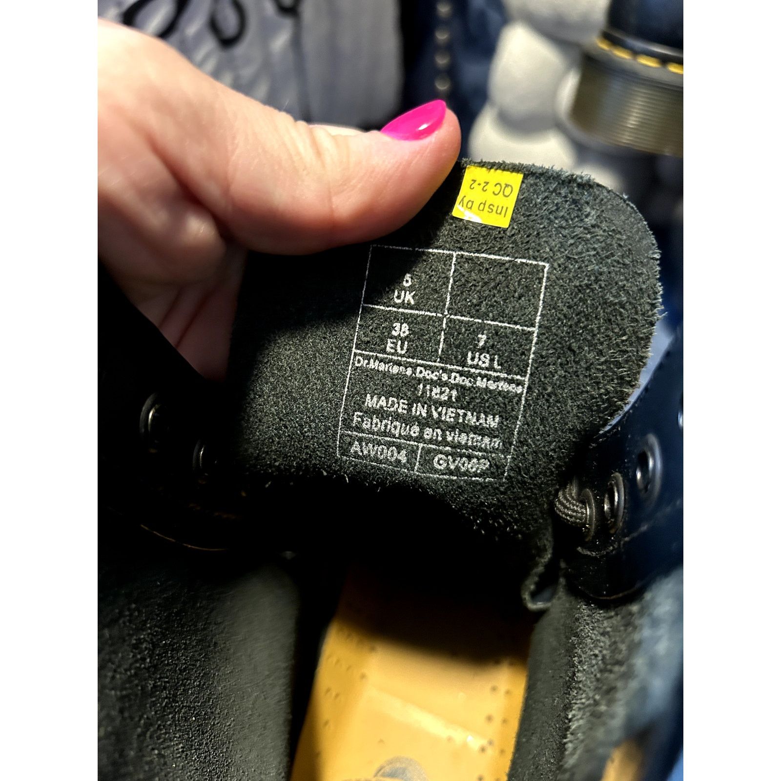 Dr. Martens Dr Martens Pascal Navy Blue size 7/EU 38 Size US 7 / IT 37 - 7 Thumbnail
