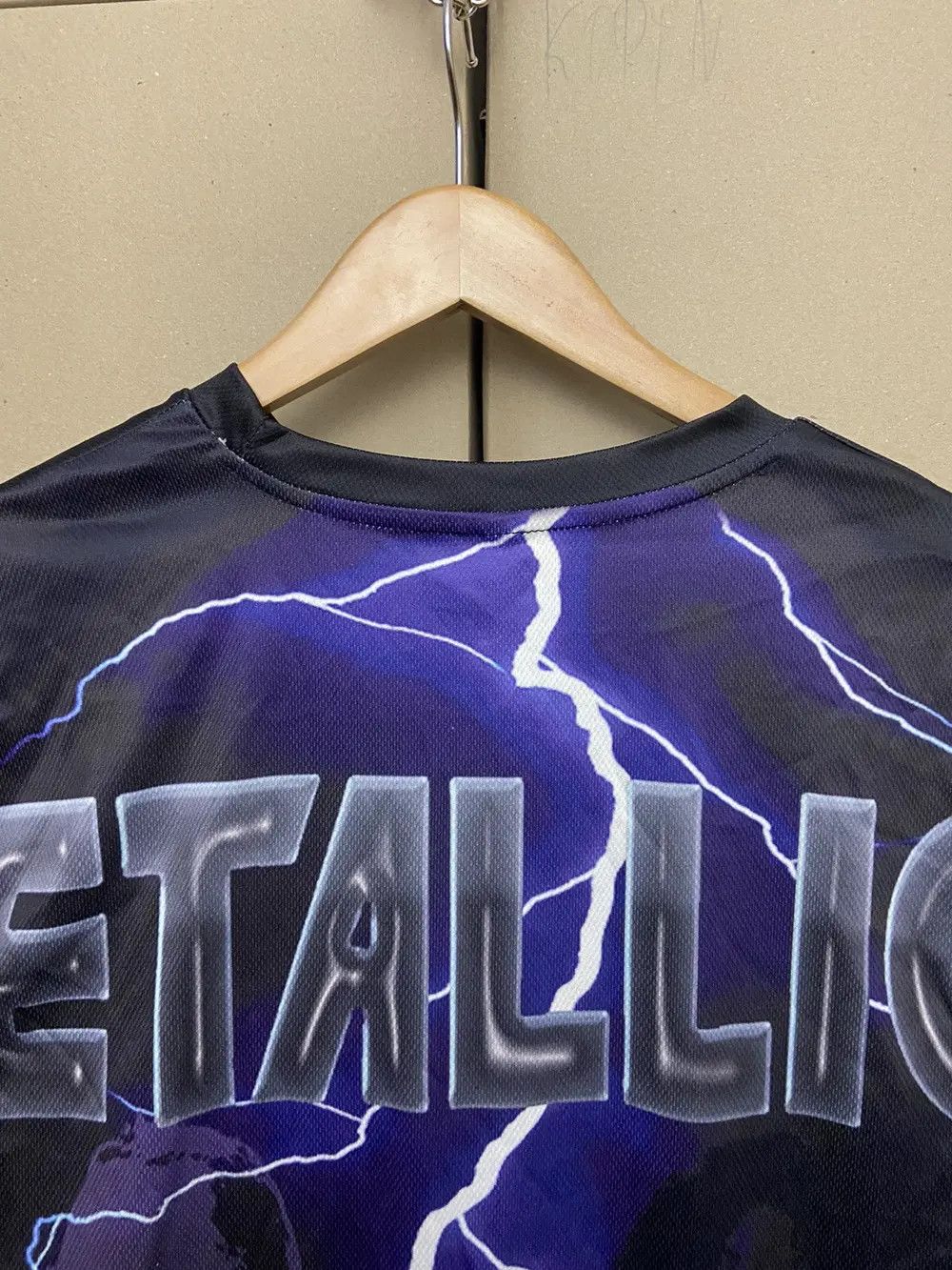 Band Tees RARE VINTAGE METALLICA ROCK BAND ALLOVER TEE T SHIRT Y2K Size US M / EU 48-50 / 2 - 6 Thumbnail