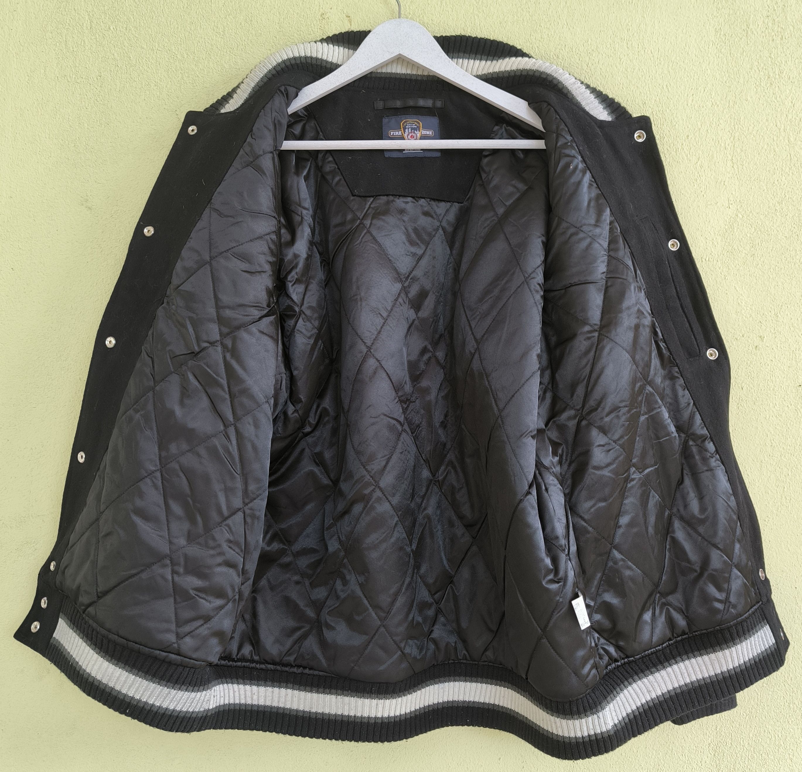 Other FIRE DEPARTMENT CITY OF NEW YORK varsity jacket Size US M / EU 48-50 / 2 - 8 Thumbnail