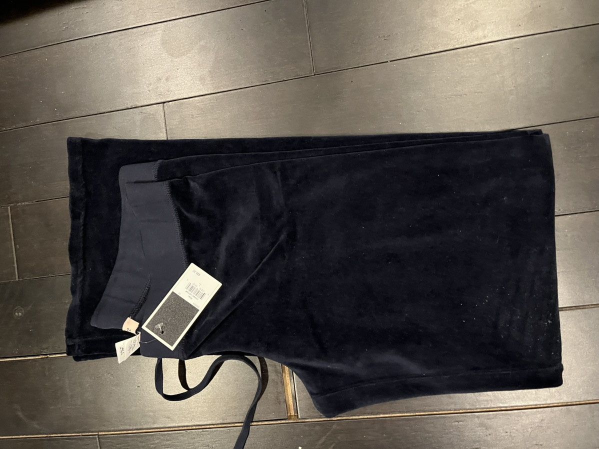 Juicy Couture VINTAGE VELOUR JUICY COUTURE TRACKSUIT Y2K NEW NAVY Size L / US 10 / IT 46 - 2 Thumbnail
