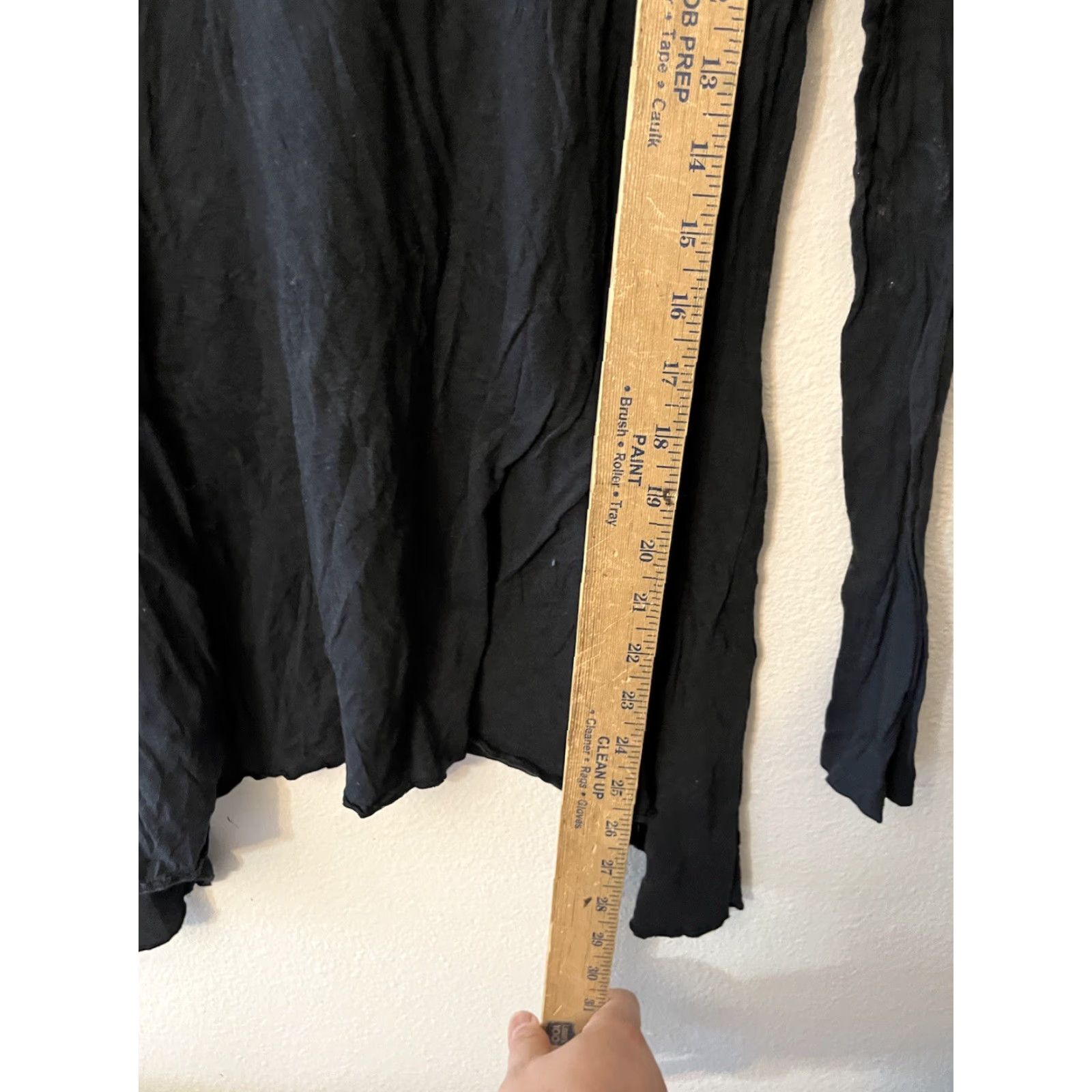 Calvin Klein Calvin Klein Jeans Shirt Women M Black Sequin Long Sleeve Round Neck Shirt Size M / US 6-8 / IT 42-44 - 4 Thumbnail