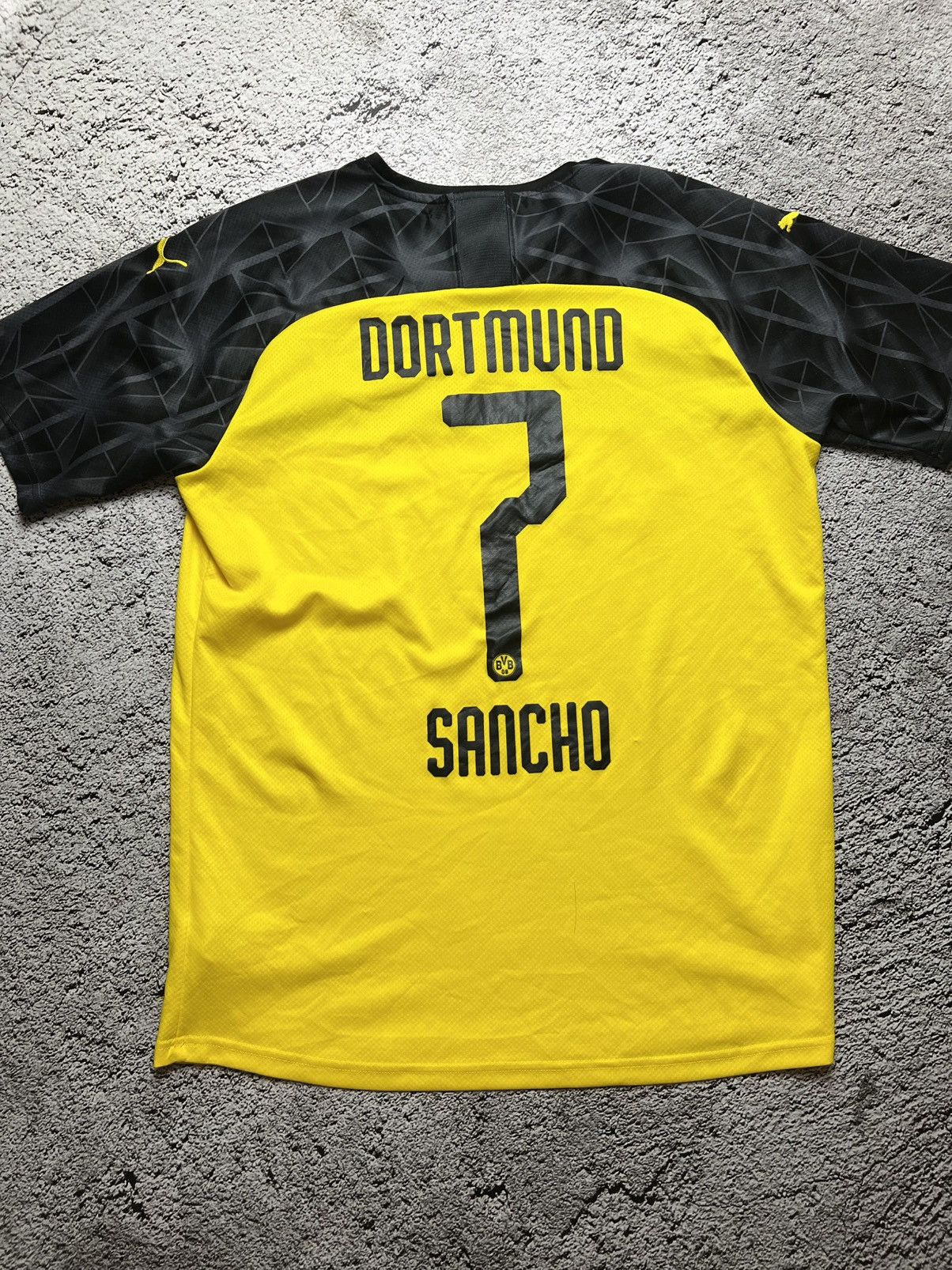 Puma 2019-2020 FC Borussia Dortmund Jadon Sancho puma jersey Size US L / EU 52-54 / 3 - 1 Thumbnail