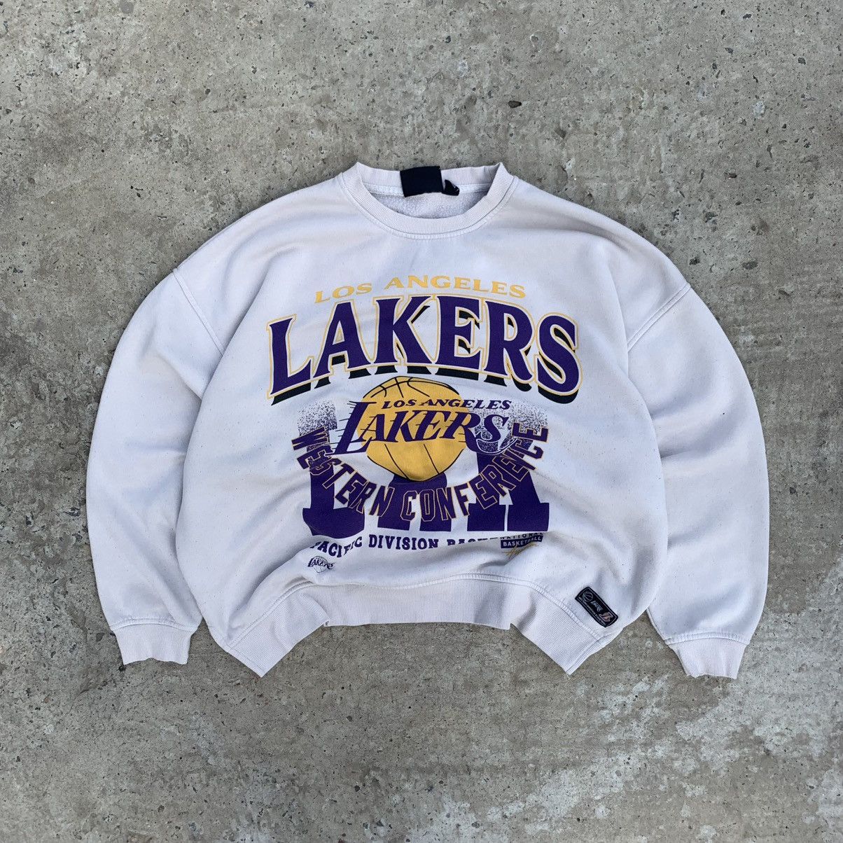 NBA Vintage Japanese Style NBA Los Angeles Lakers Sweatshirt Y2K Size US L / EU 52-54 / 3 - 1 Thumbnail