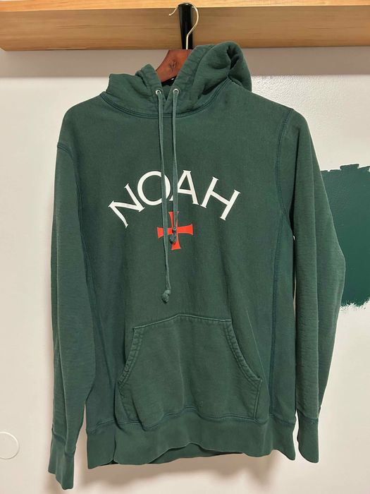 Noah store green hoodie