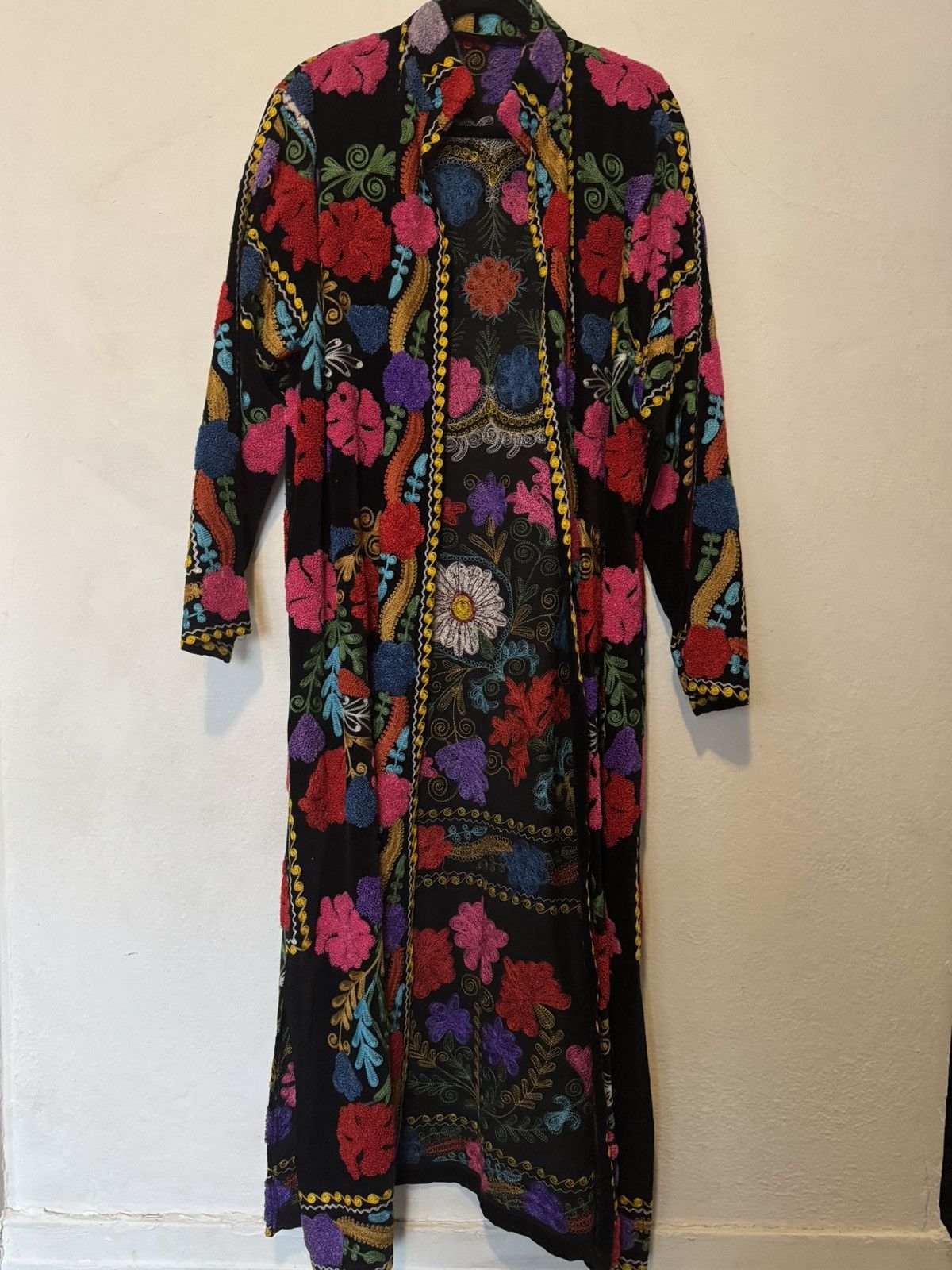 Handmade Turkish Handmade Floral Embroidered Full Length Kaftan Size ONE SIZE - 2 Thumbnail