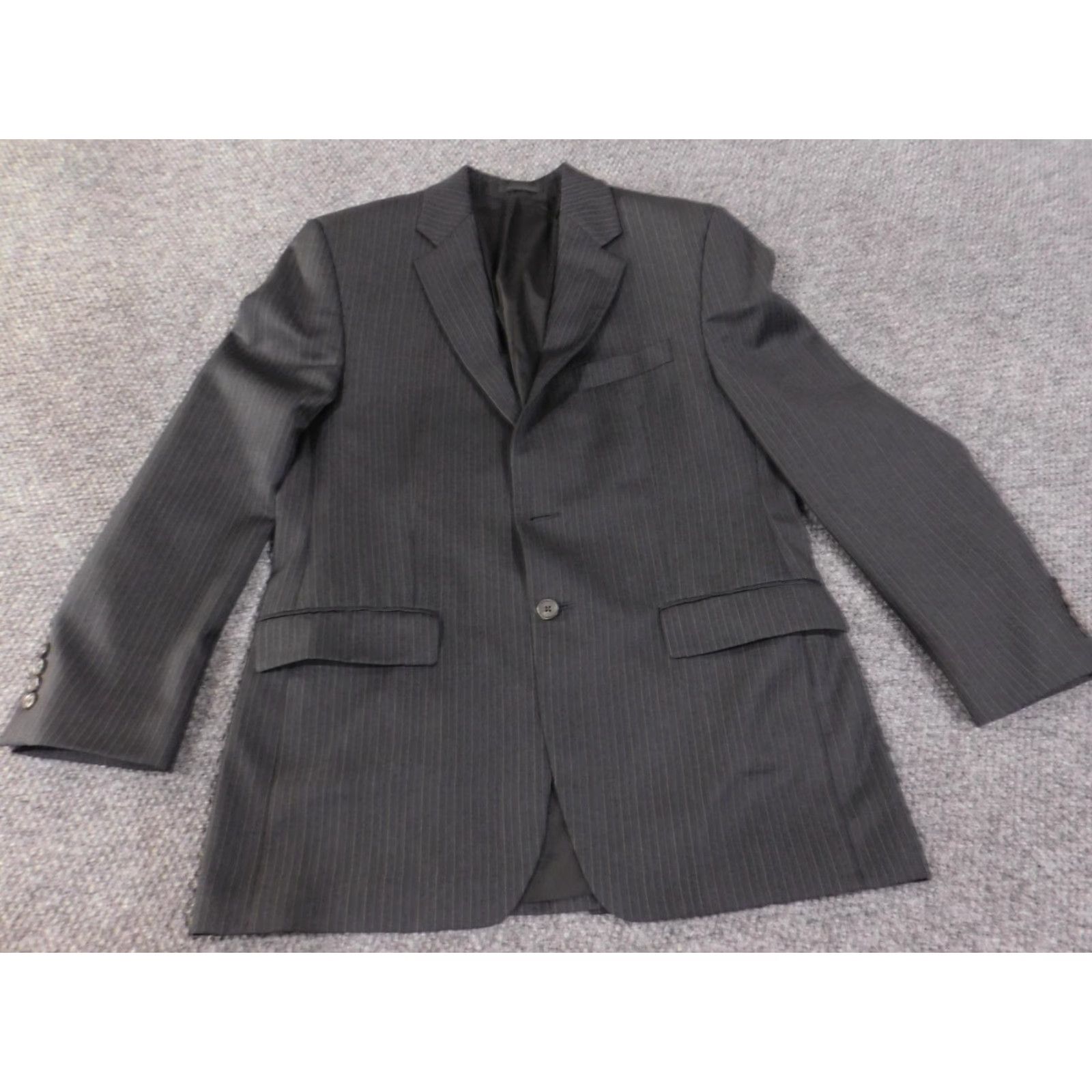 Ralph Lauren VINTAGE Lauren Ralph Lauren Blazer Mens 40R Charcoal Pinstripe Wool Notch Lapel Lined Size 40R - 4 Thumbnail