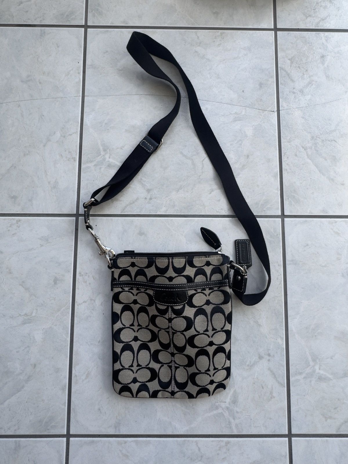 Coach Coach Shoulder Bag Size ONE SIZE - 1 Thumbnail