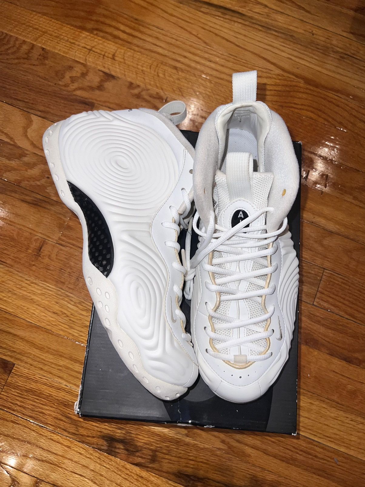 Comme Des Garcons Foamposite White