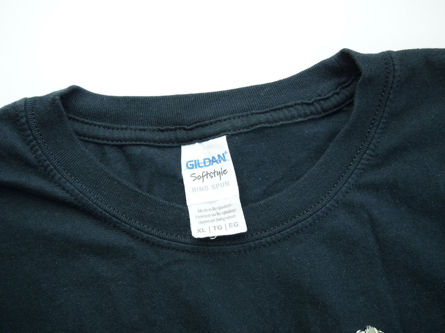 Vintage Men in Pub t-shirt Size US XL / EU 56 / 4 - 3 Thumbnail