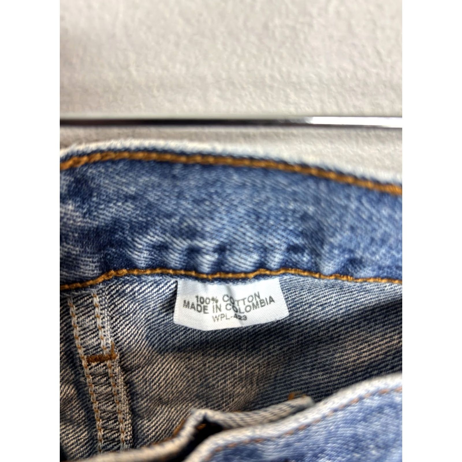 Levi's Levi's 501 Jeans Mens 40x30 Blue Button Fly Straight Leg Denim Made Colombia Size US 40 / EU 56 - 5 Thumbnail