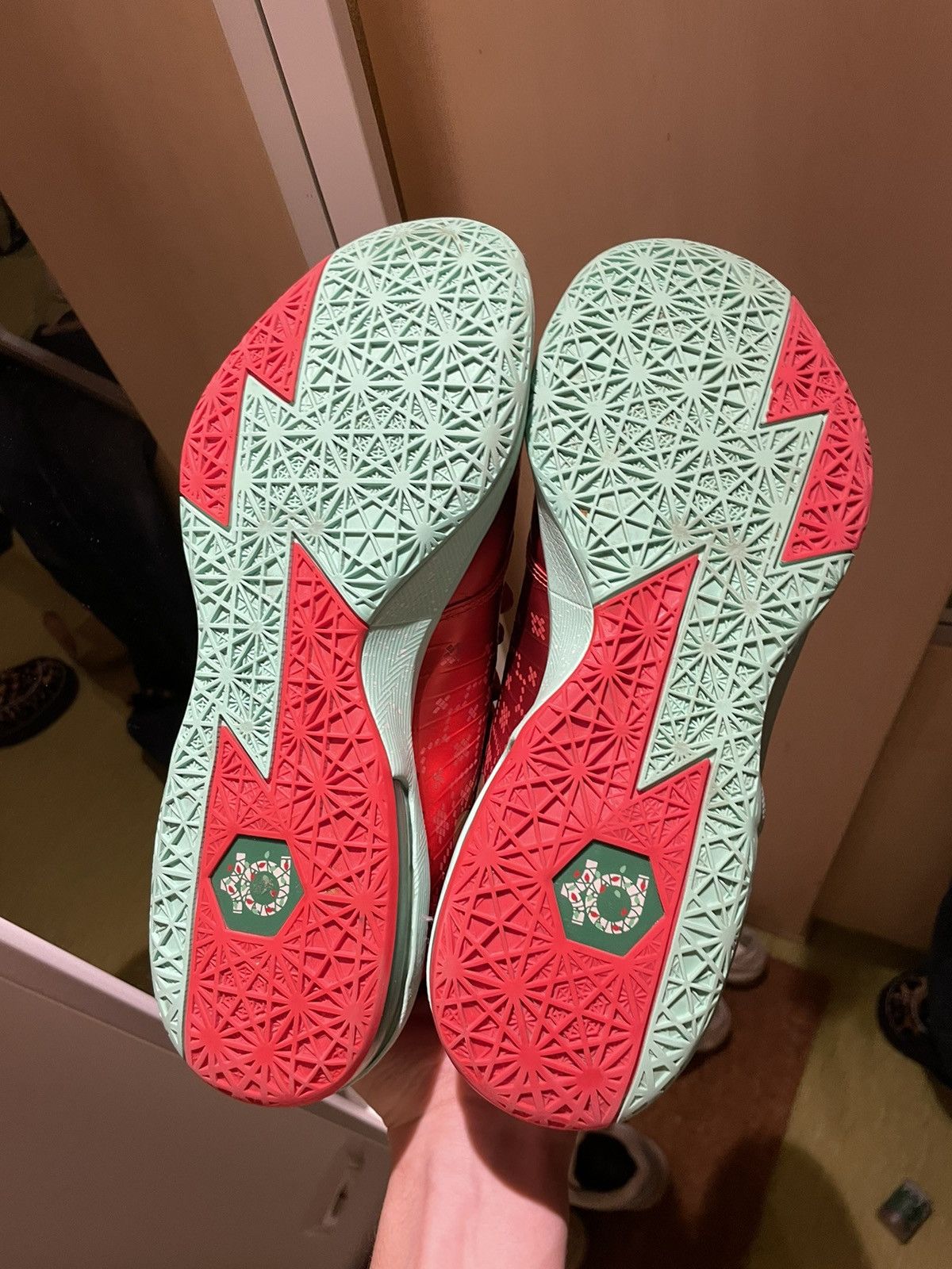 Nike Nike KD 6 Christmas size 44 Size US 10.5 / EU 43-44 - 3 Thumbnail