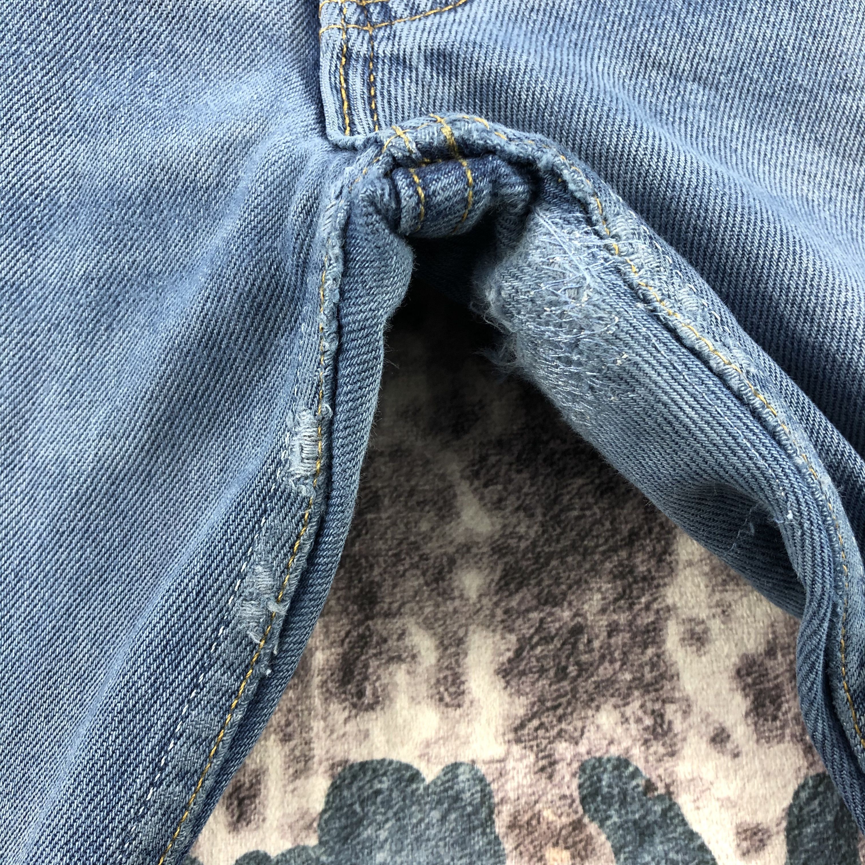 Levi's × Vintage 90s Vintage Blue Wash Levis 501 Jeans-JM2275 Size US 33 - 12 Thumbnail