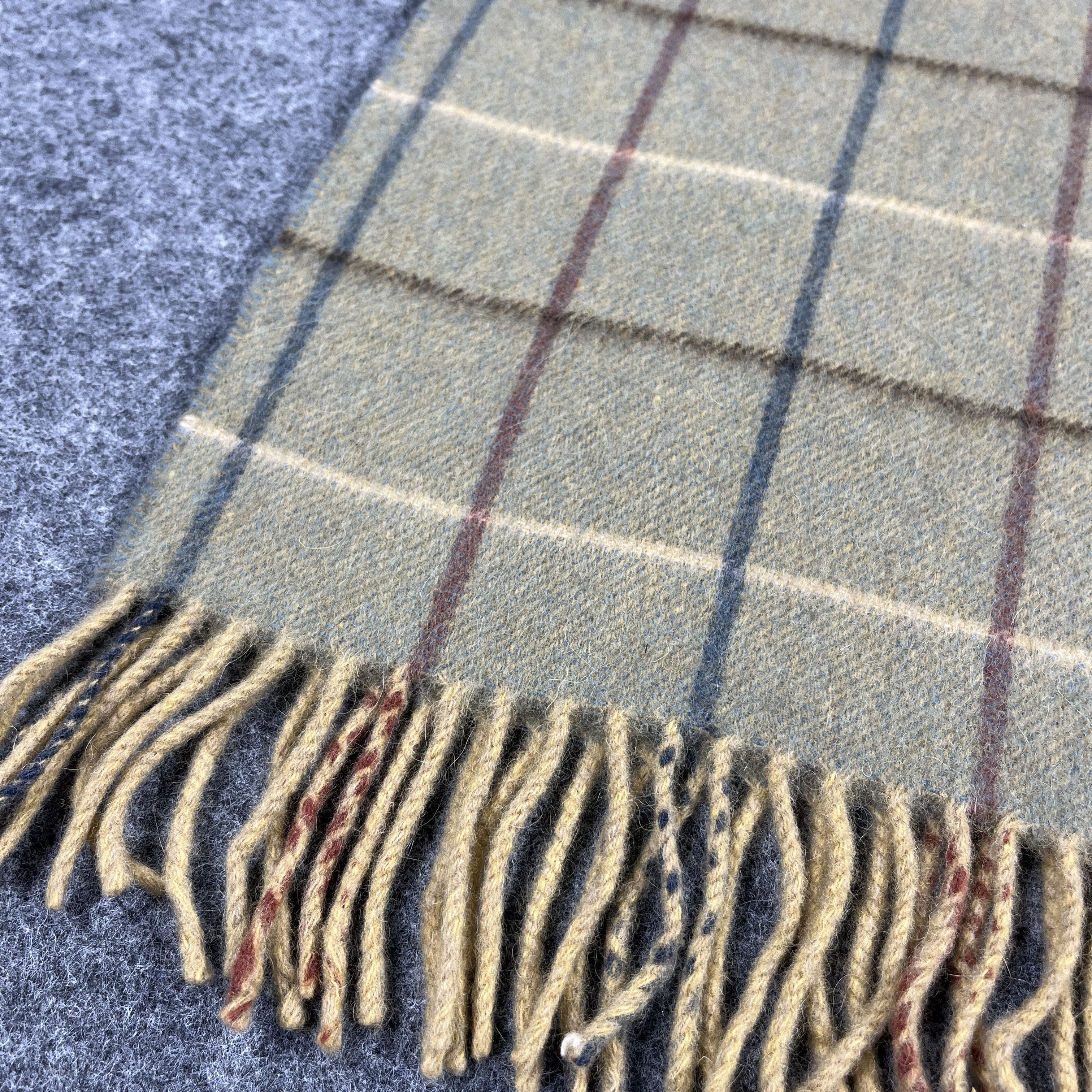 Burberry Burberry Scarf / Muffler / Neckwear T964 Size ONE SIZE - 6 Thumbnail