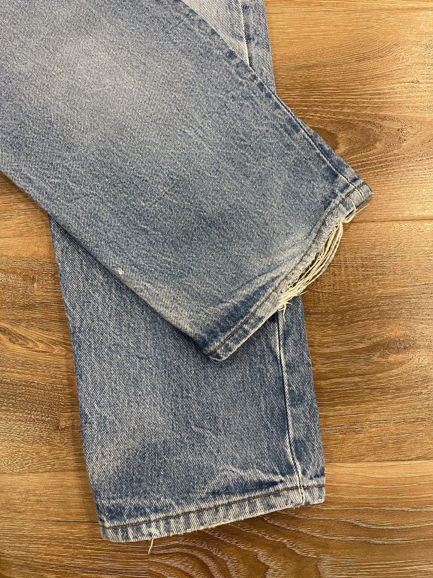 Levi's Vintage Levi's 501 90s US Size US 34 / EU 50 - 4 Thumbnail