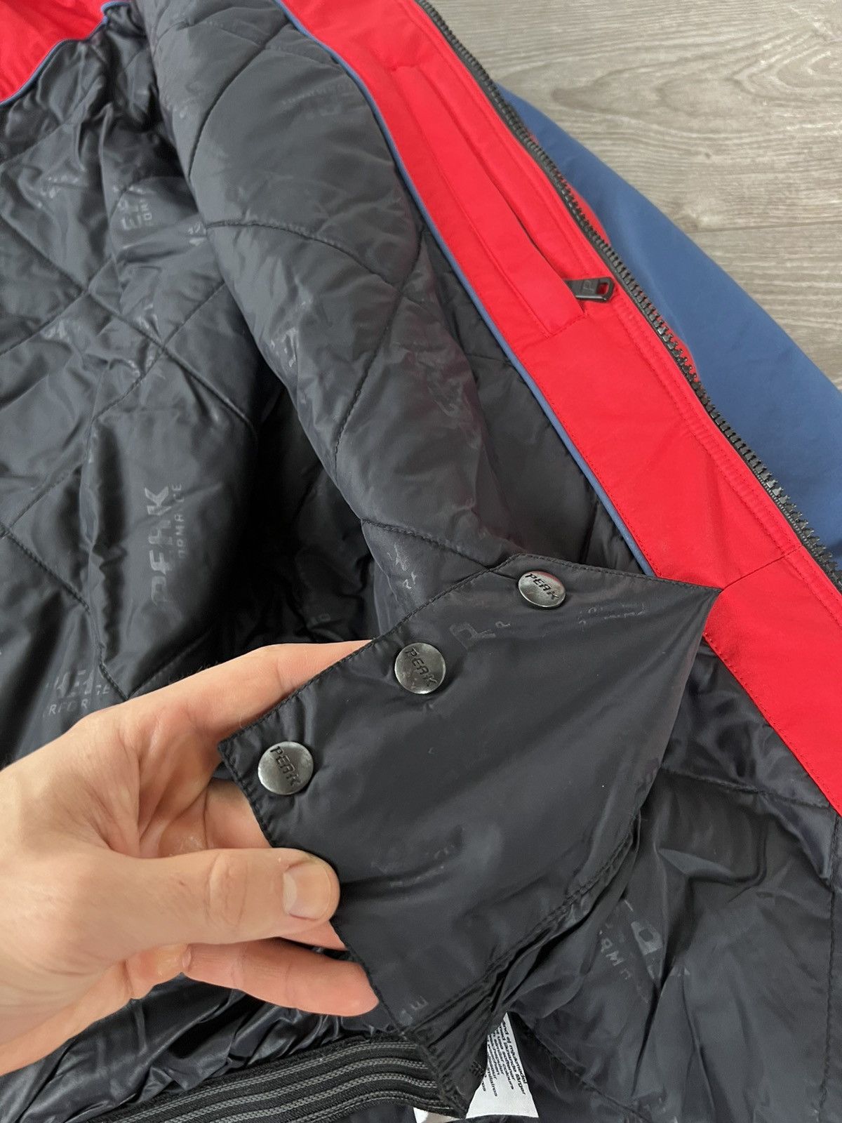 Goretex × Peak Performance ‼️Peak Performance Gore-Tex GTX Thermolite Active Jacket‼️ Size US L / EU 52-54 / 3 - 20 Thumbnail