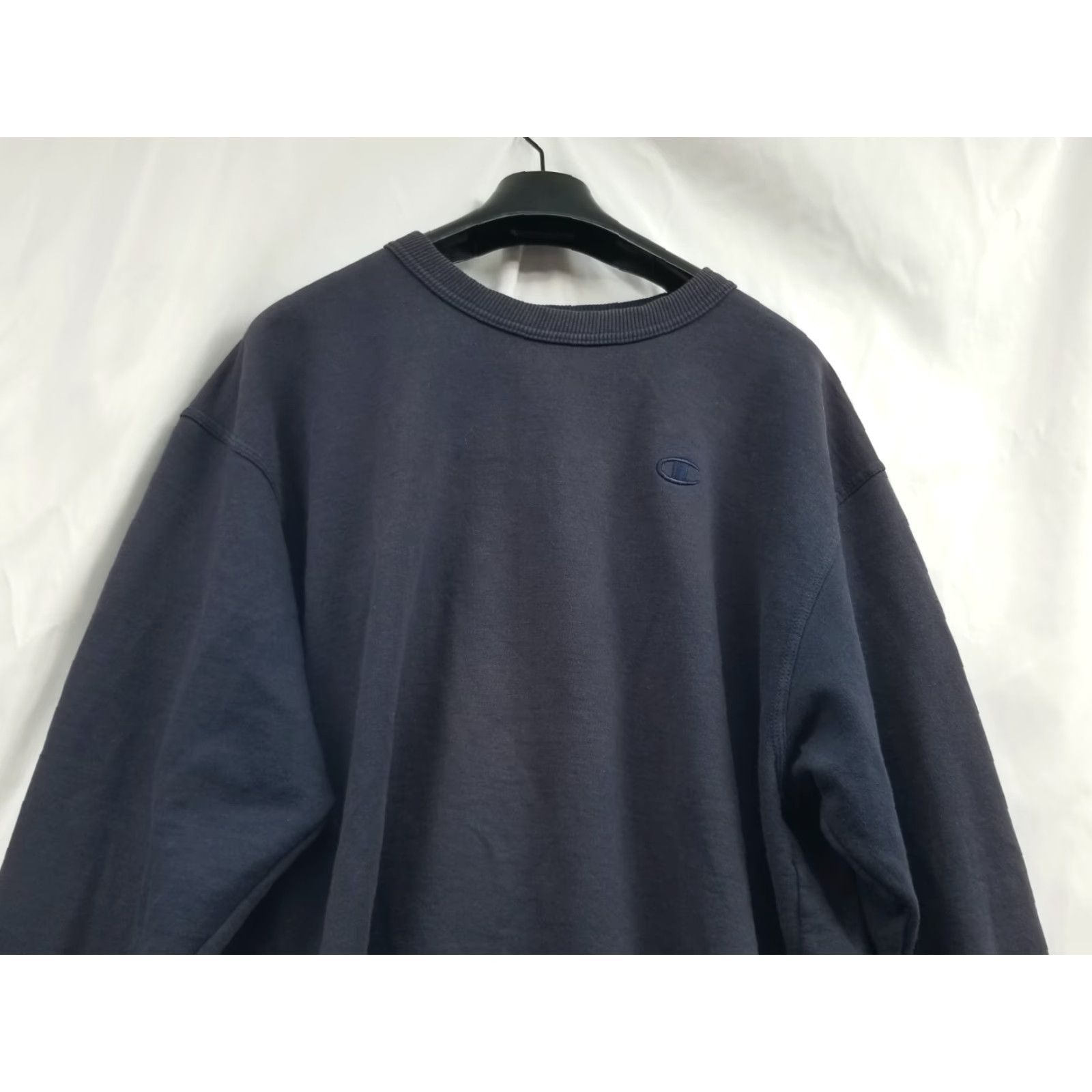 Champion VINTAGE Champion Sweatshirt Crewneck Long Sleeve Pullover Men XL Navy Blue 90s Gym & Training Shirt Size US XL / EU 56 / 4 - 7 Thumbnail
