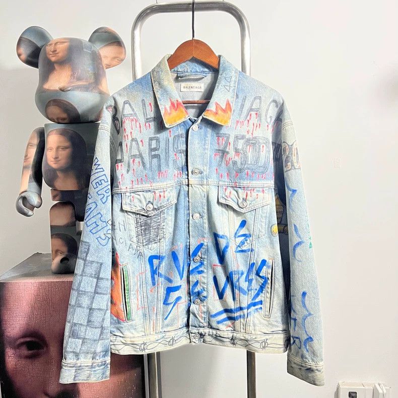Balenciaga Balenciaga Graffiti Denim Jacket P0603 Size US XS / EU 42 / 0 - 1 Thumbnail