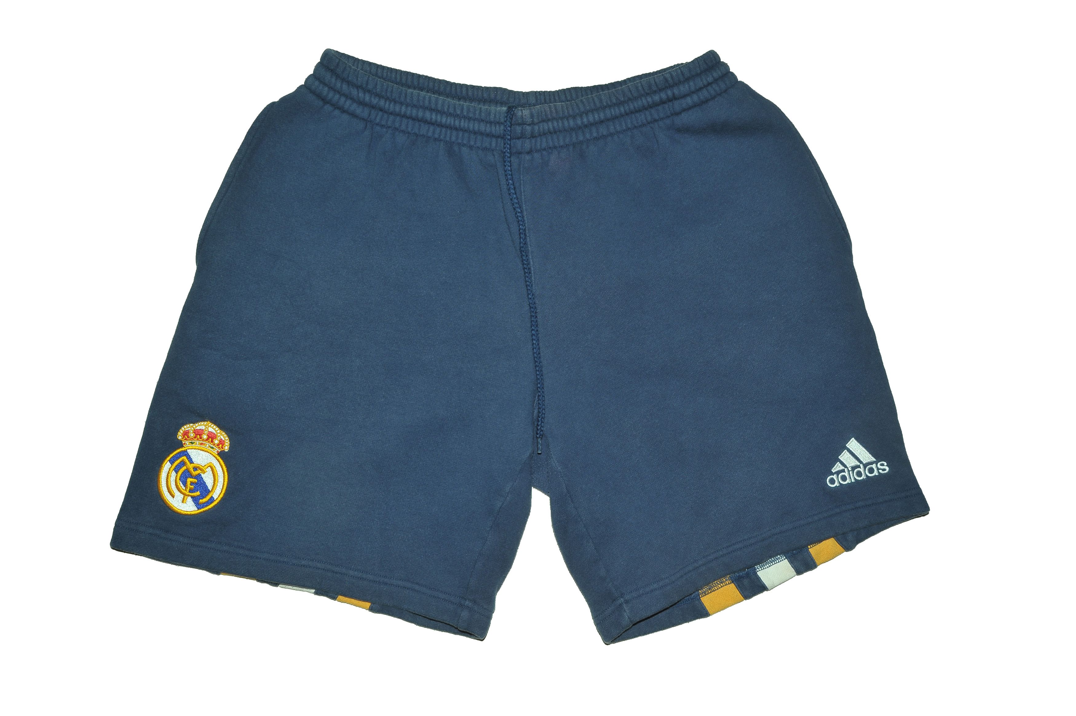 Other Vintage 90s Real Madrid Shorts Size US 34 / EU 50 - 1 Thumbnail
