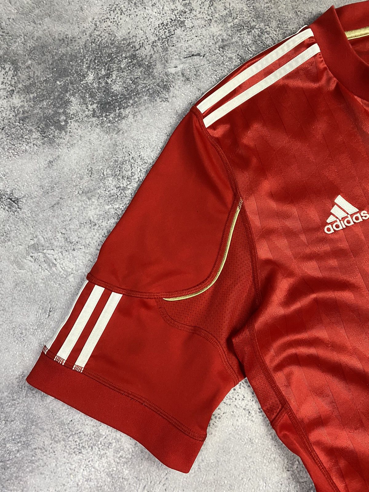 Adidas Adidas Liverpool Home Football Soccer Jersey Size US L / EU 52-54 / 3 - 12 Thumbnail