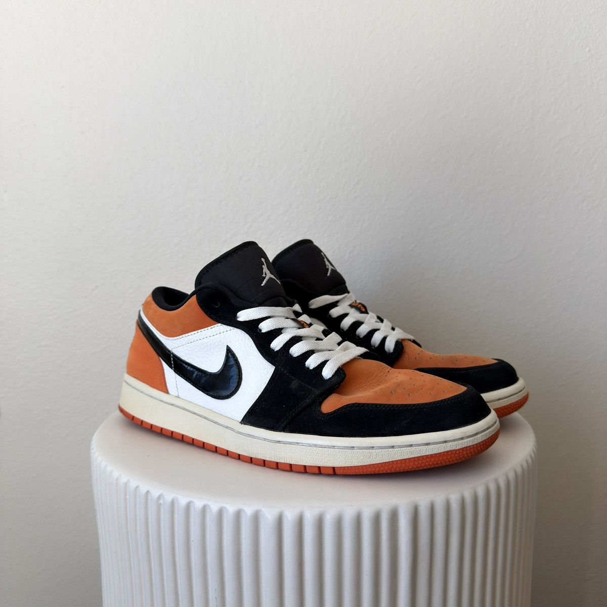 Nike Air Jordan 1 Low ‘Shattered Backboard’ Size US 10 / EU 43 - 1 Thumbnail