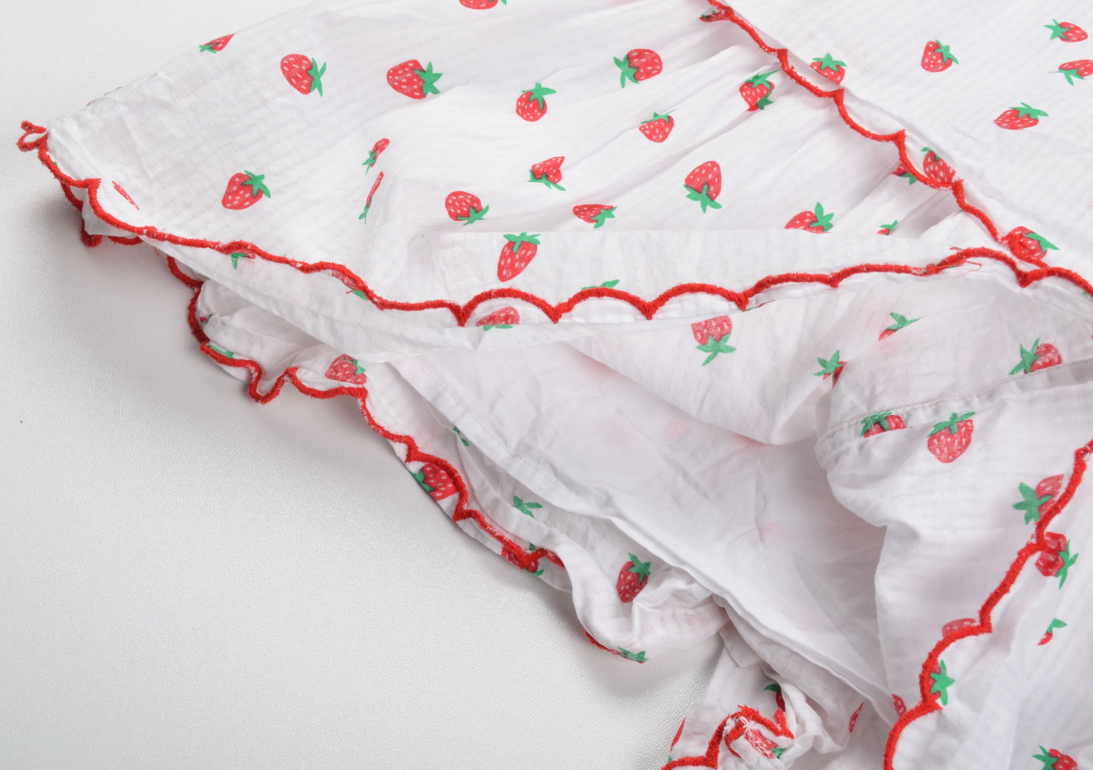 Stella McCartney Stella McCartney Kids White/ Strawberries Boho Dress Size XXS / US 00 / IT 34 - 4 Thumbnail