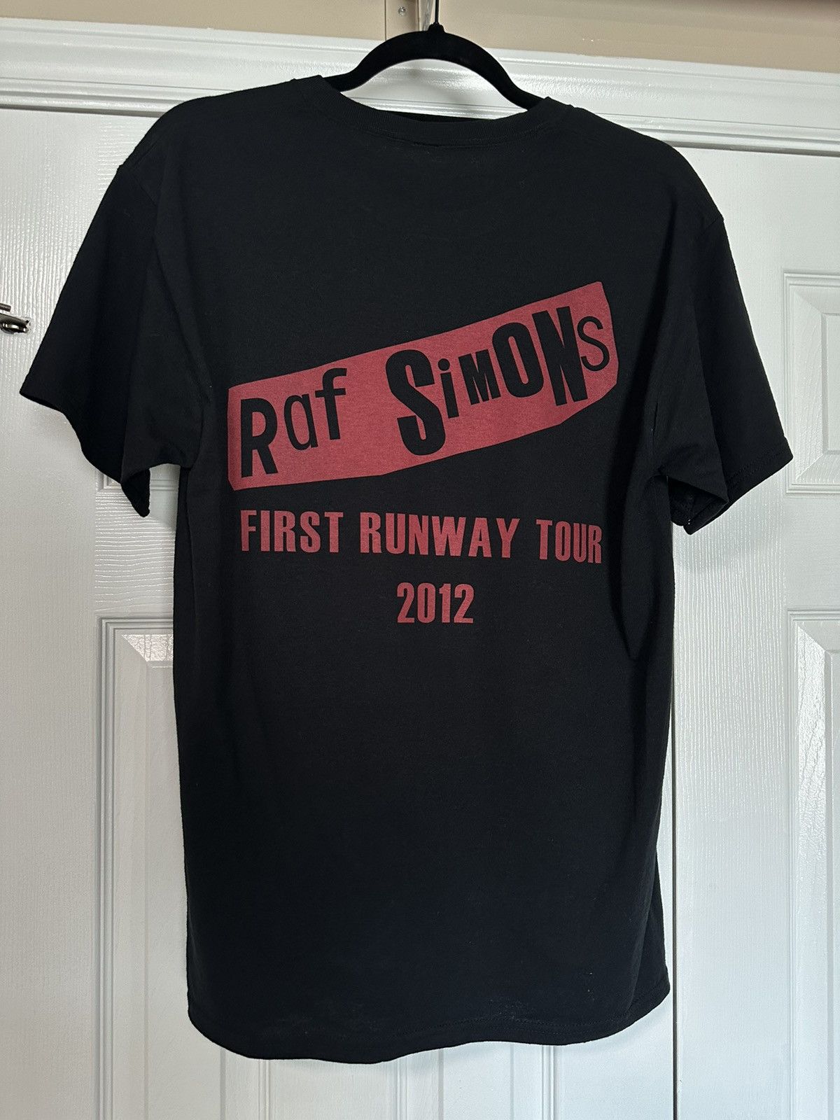 Raf Simons × Vintage Raf Simon’s runway rock tour T shirt Size US M / EU 48-50 / 2 - 3 Thumbnail