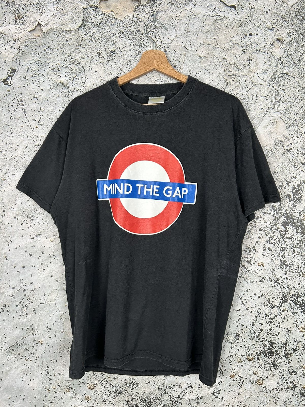 Mind The Gap Slogan Tees T-Shirt Mind The Gap Slogan Tees T-Shirt