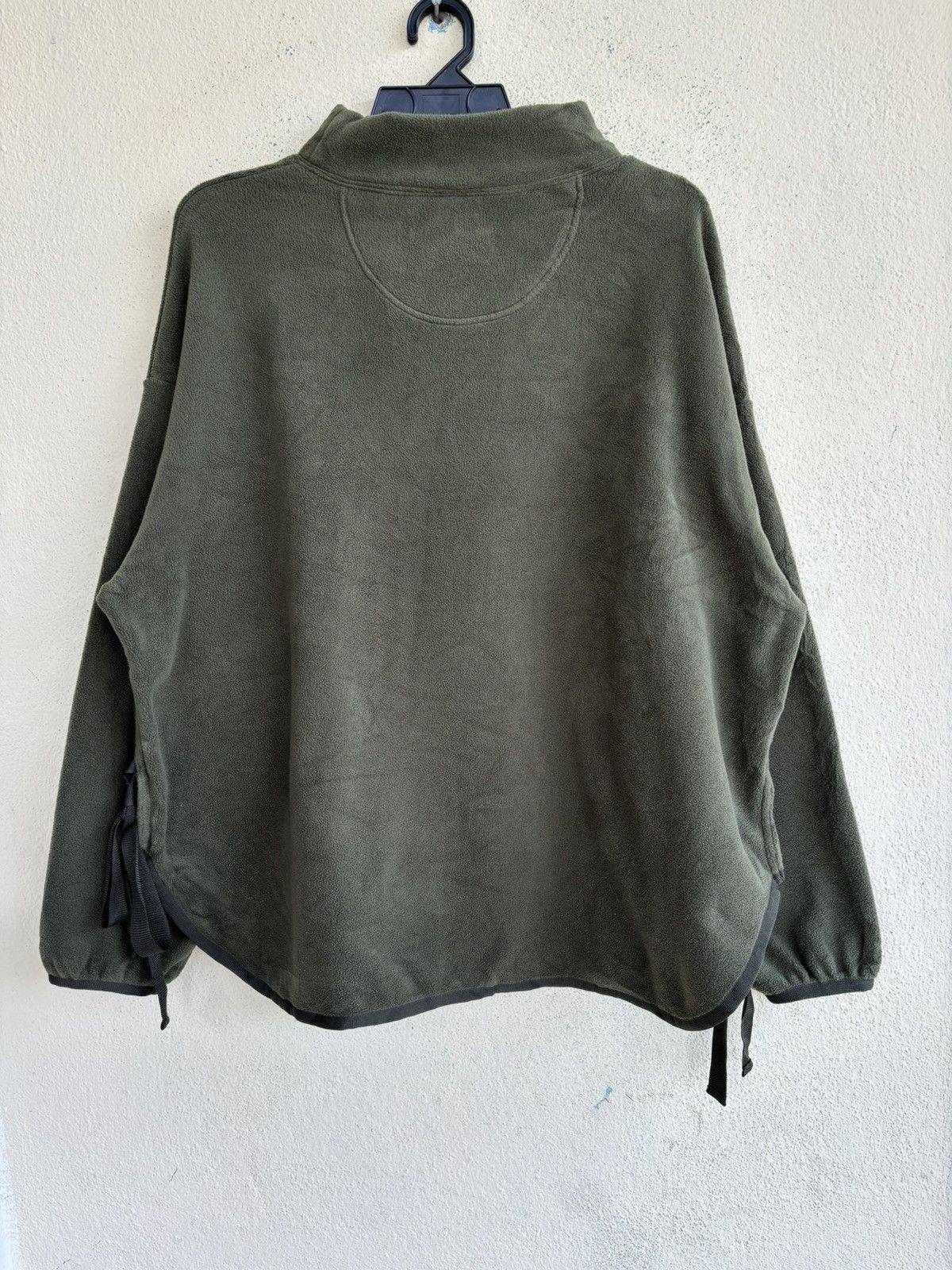Uniqlo × White Mountaineering Straped Edges Fleece Size XL / US 12-14 / IT 48-50 - 2 Thumbnail
