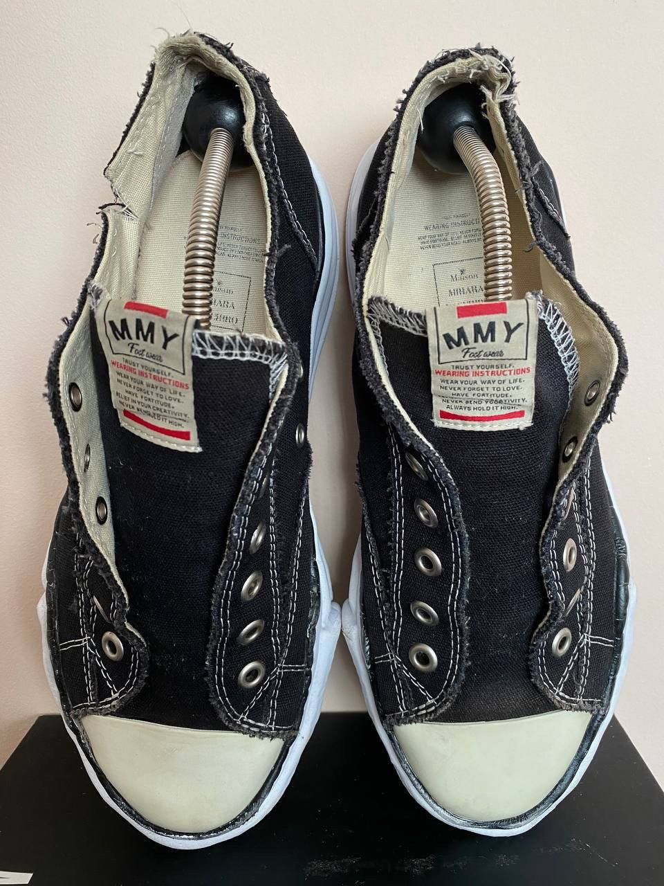 Maison MIHARA YASUHIRO Maison Mihara Yasuhiro Low Top Sneaker 11/44 Size US 11 / EU 44 - 9 Thumbnail