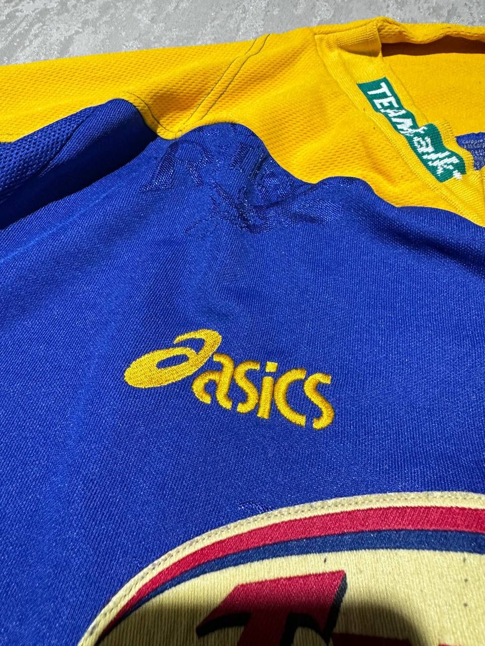Asics LEEDS RHINOS ENGLAND 2002 LIMITED EDITION JERSEY ASICS XL Size US XXL / EU 58 / 5 - 2 Thumbnail