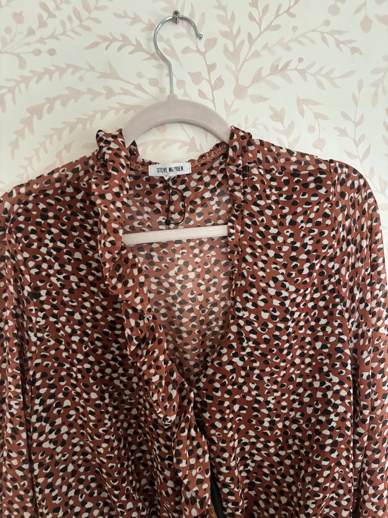 Steve Madden NWOT Steve Madden Women's Ruffled Blouse - Large Size L / US 10 / IT 46 - 3 Thumbnail