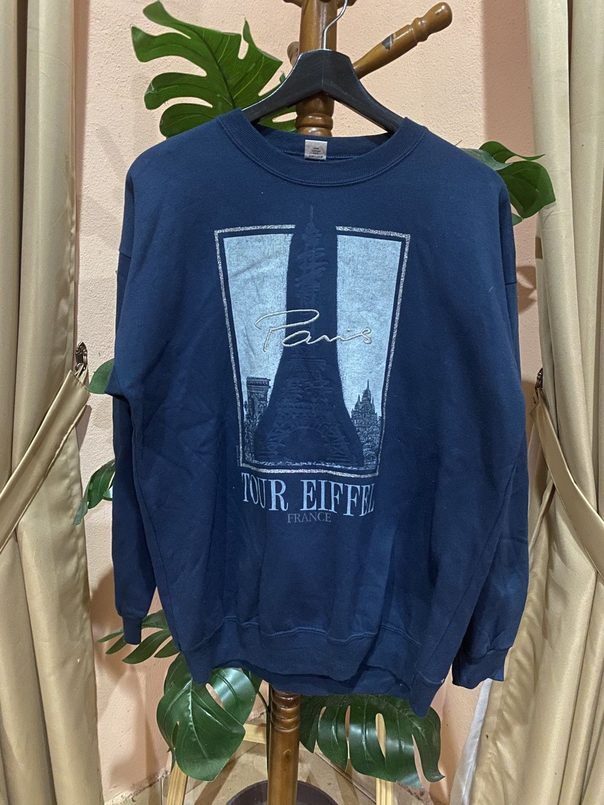Vintage Vintage Paris Eiffel Tower Sweatshirt - Made in France Size US L / EU 52-54 / 3 - 1 Thumbnail