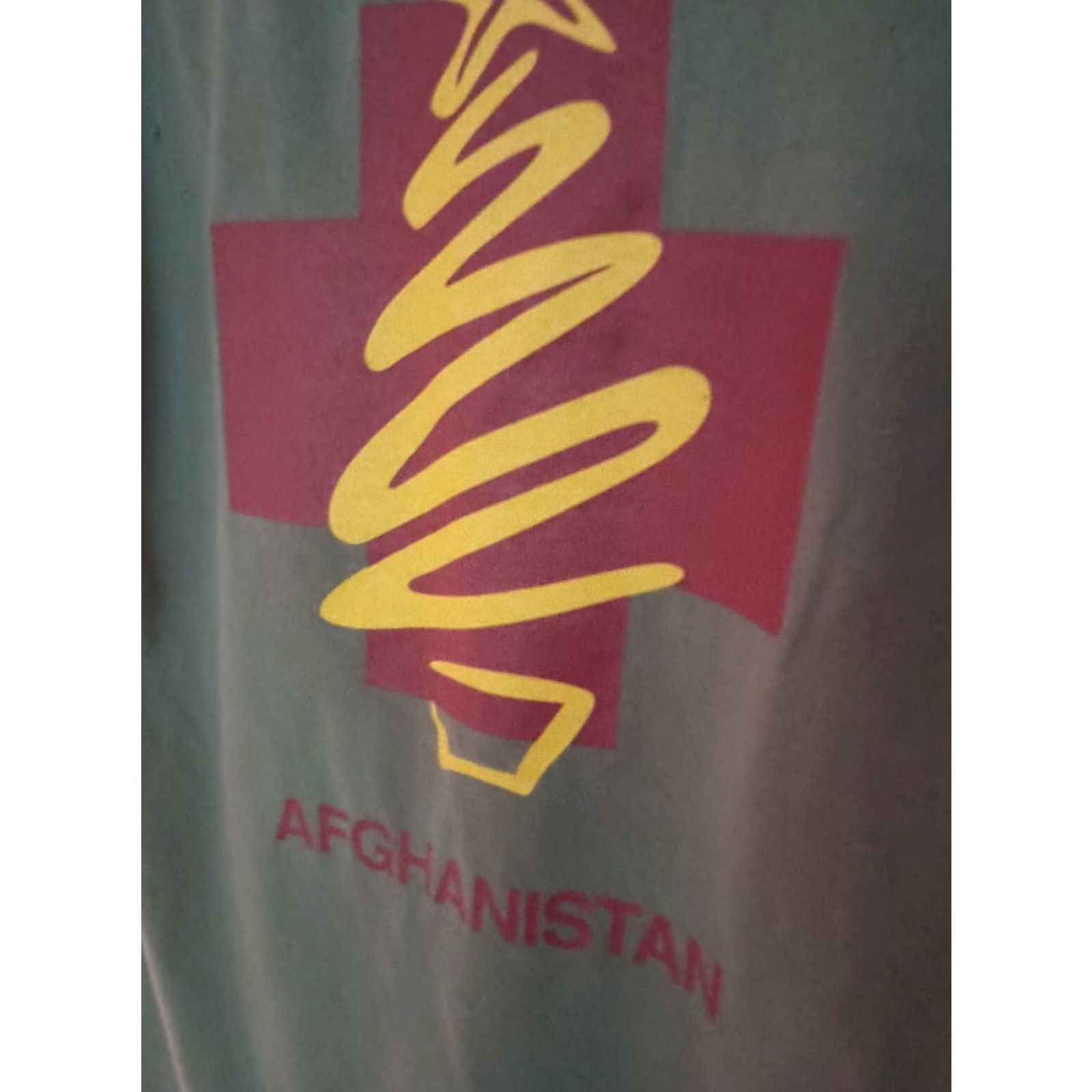 Gildan VINTAGE Gildan USA T-Shirt Mens Camp Leatherback Afghanistan Size M Green Size US M / EU 48-50 / 2 - 4 Thumbnail