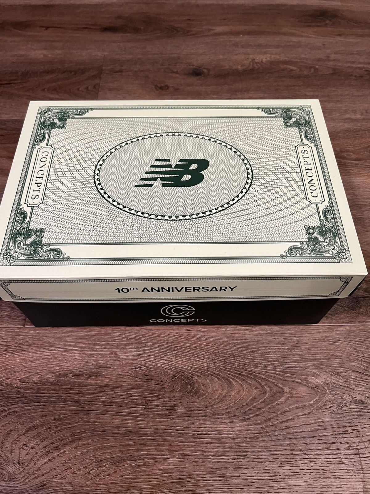 CNCPTS × New Balance New Balance x Concepts 10th anniversary size 11 Size US 11 / EU 44 - 16 Thumbnail