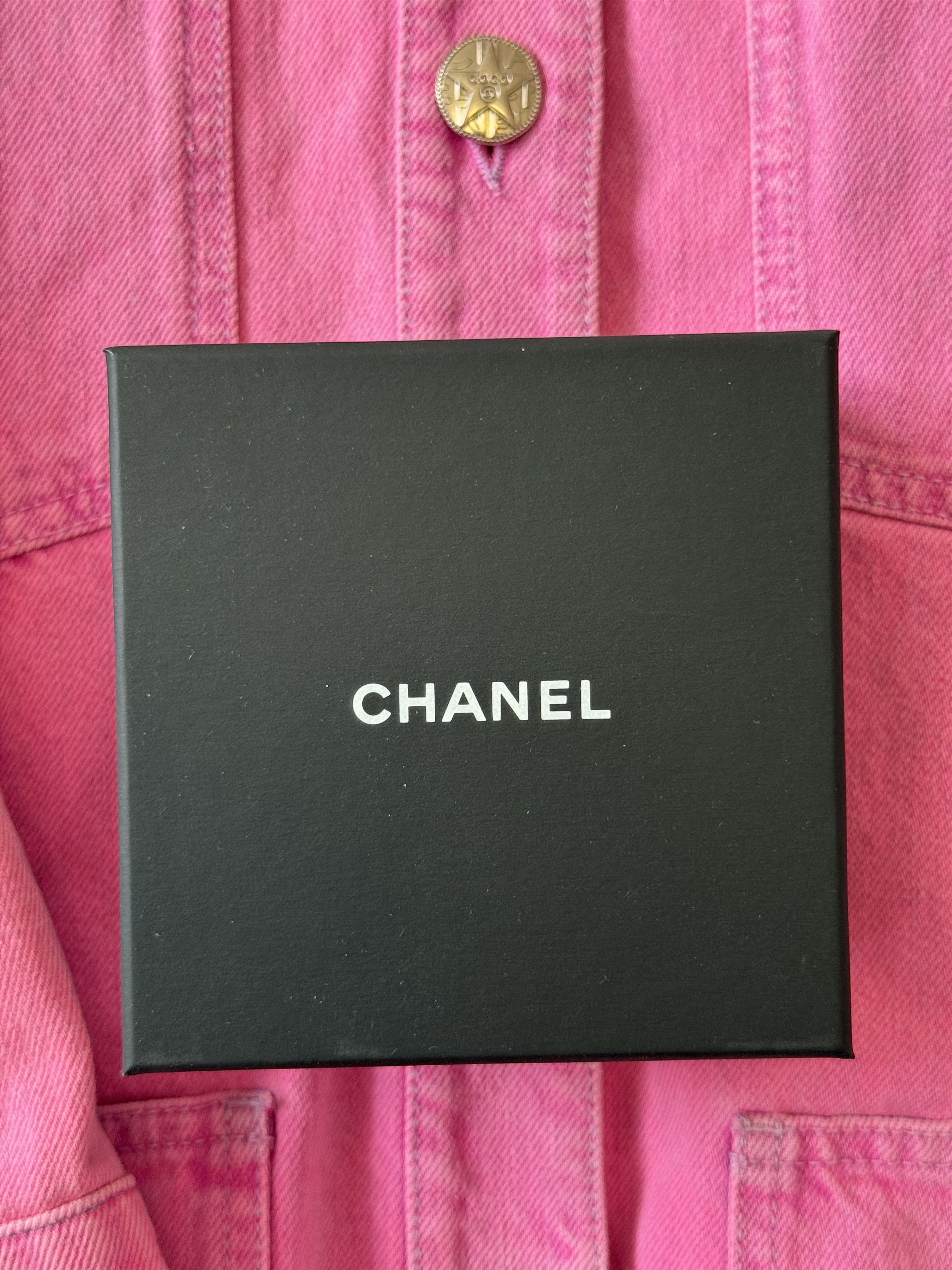 Chanel Chanel SS 2021 Runway CC Pink Camelia Denim Jacket 34 Size XS / US 0-2 / IT 36-38 - 17 Thumbnail